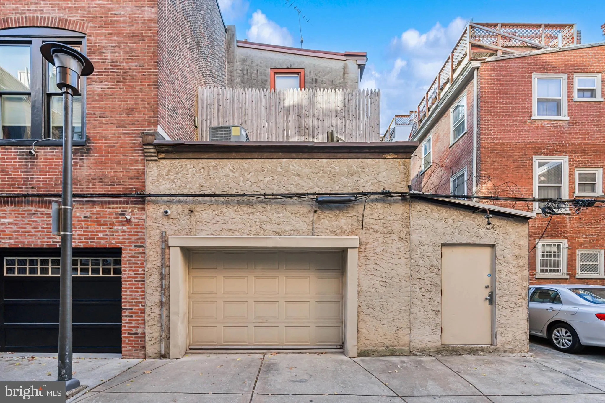 Philadelphia, Pennsylvania 19103, United States, 4 Bedrooms Bedrooms, ,Residential,Active,8839