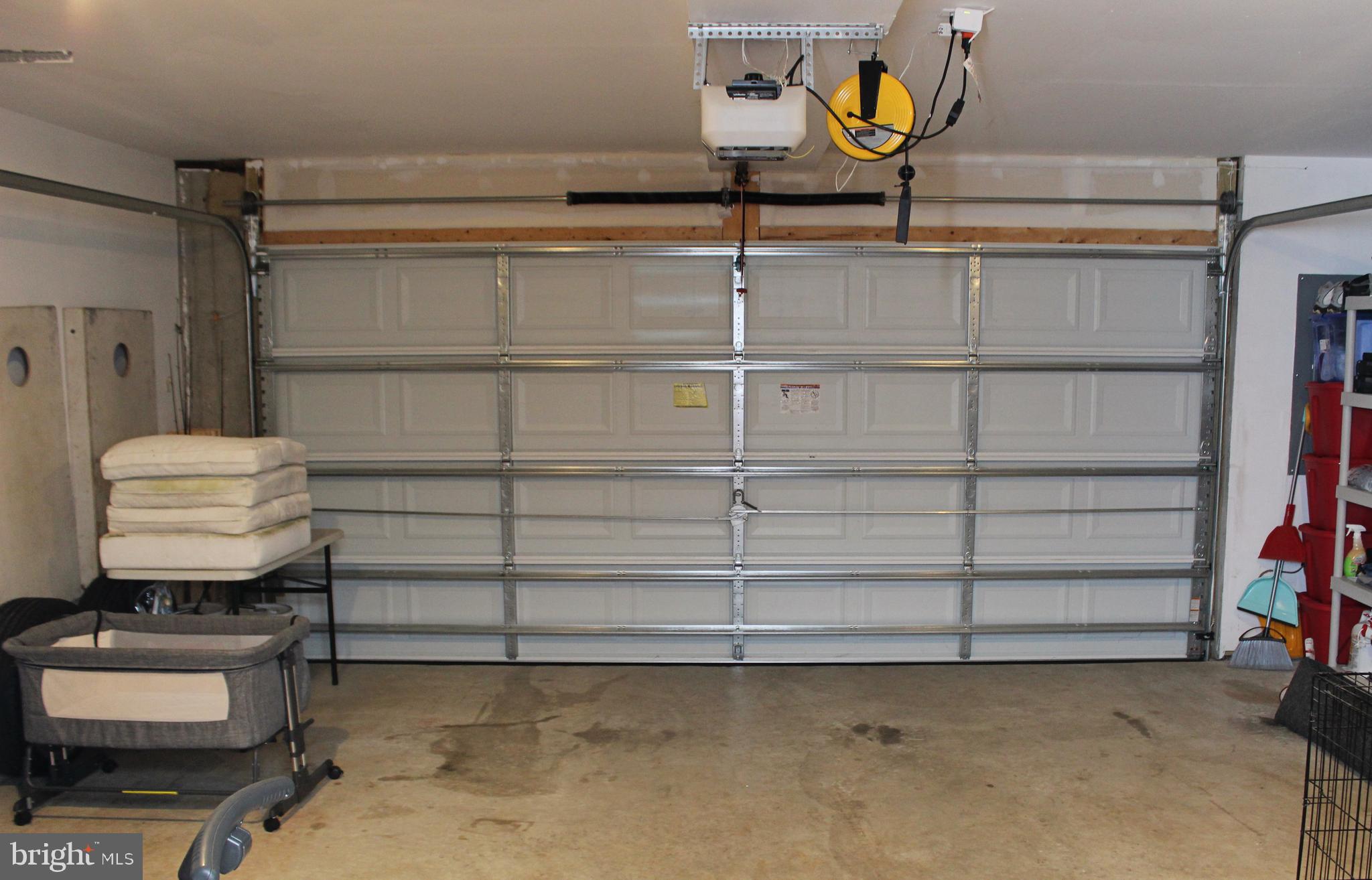 GOVERNORS ROW - Residential