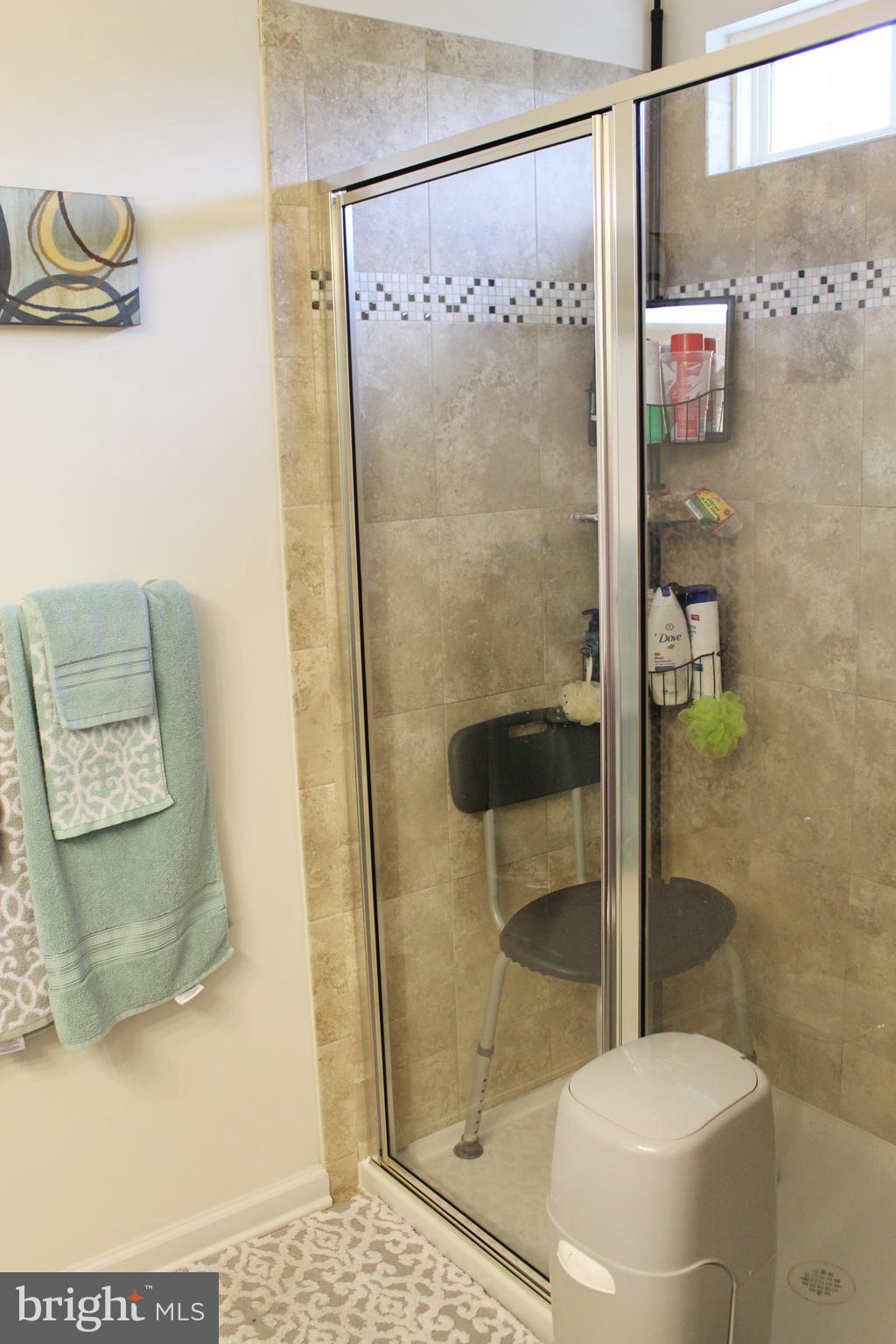 GOVERNORS ROW - Residential