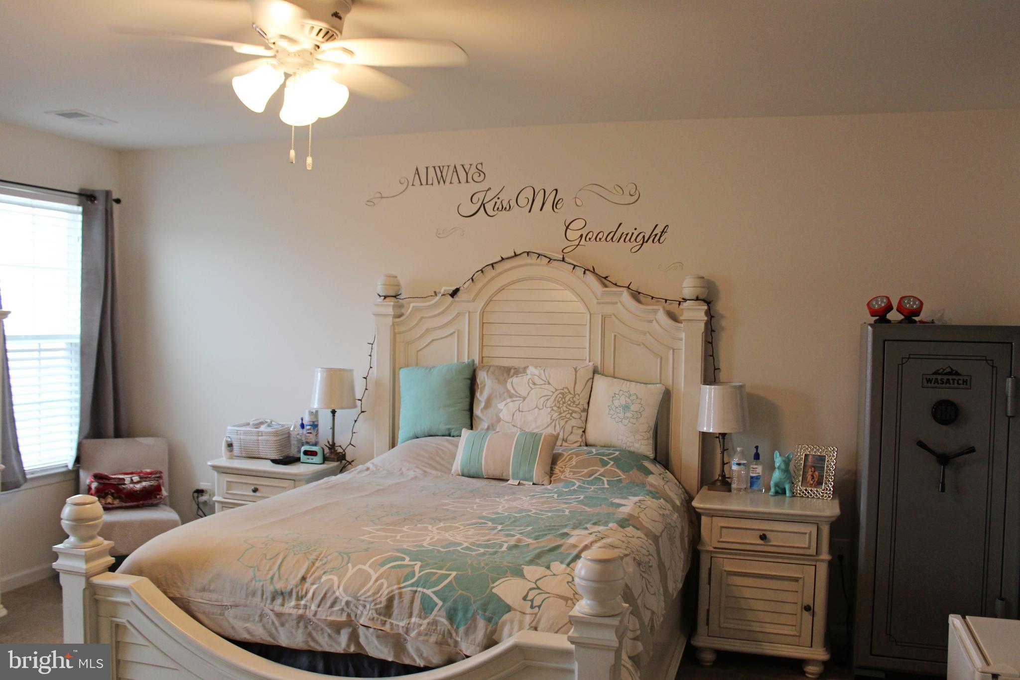 GOVERNORS ROW - Residential