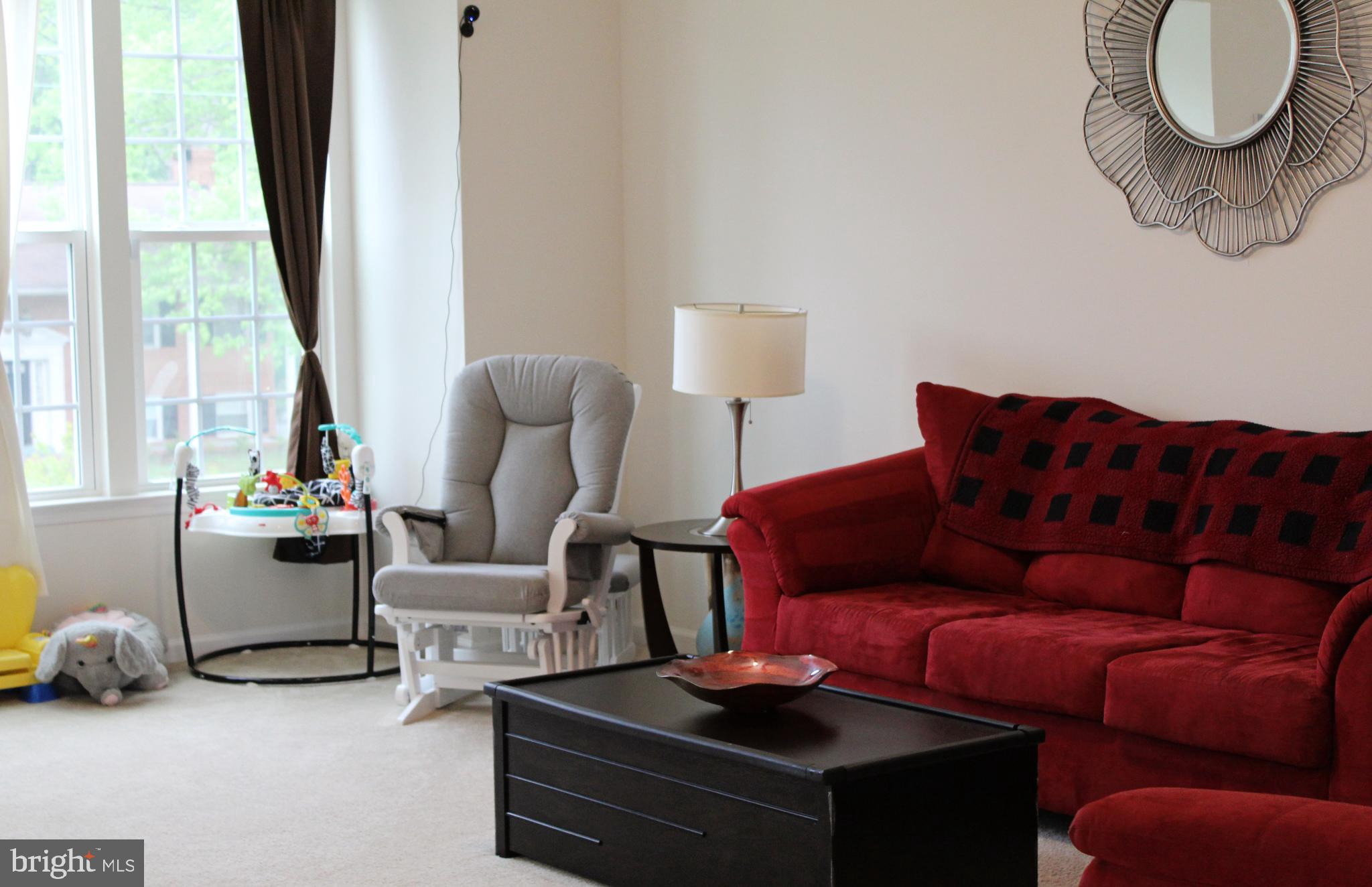 GOVERNORS ROW - Residential