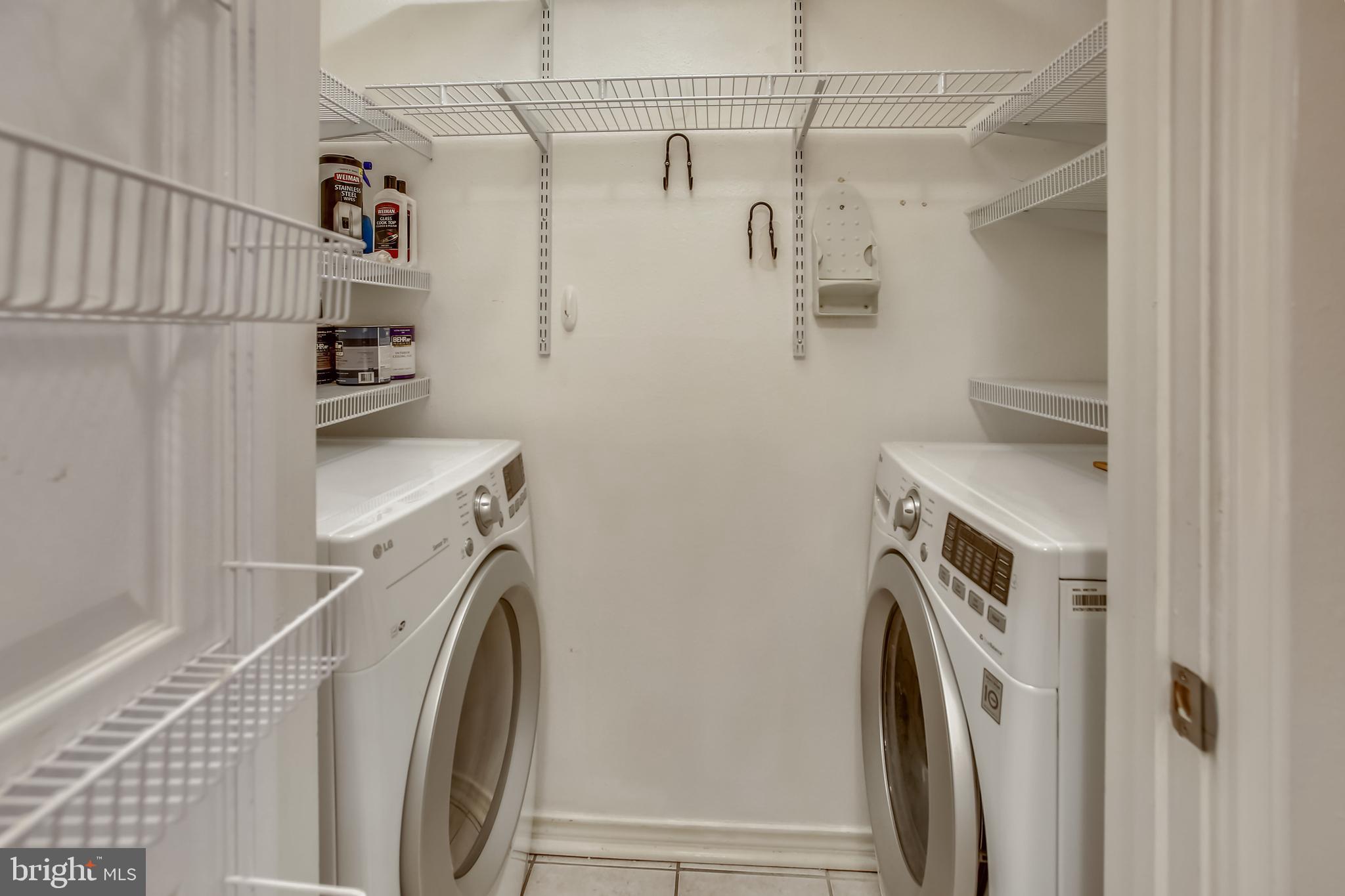 FOUNTAINS AT MCLEAN - Residential