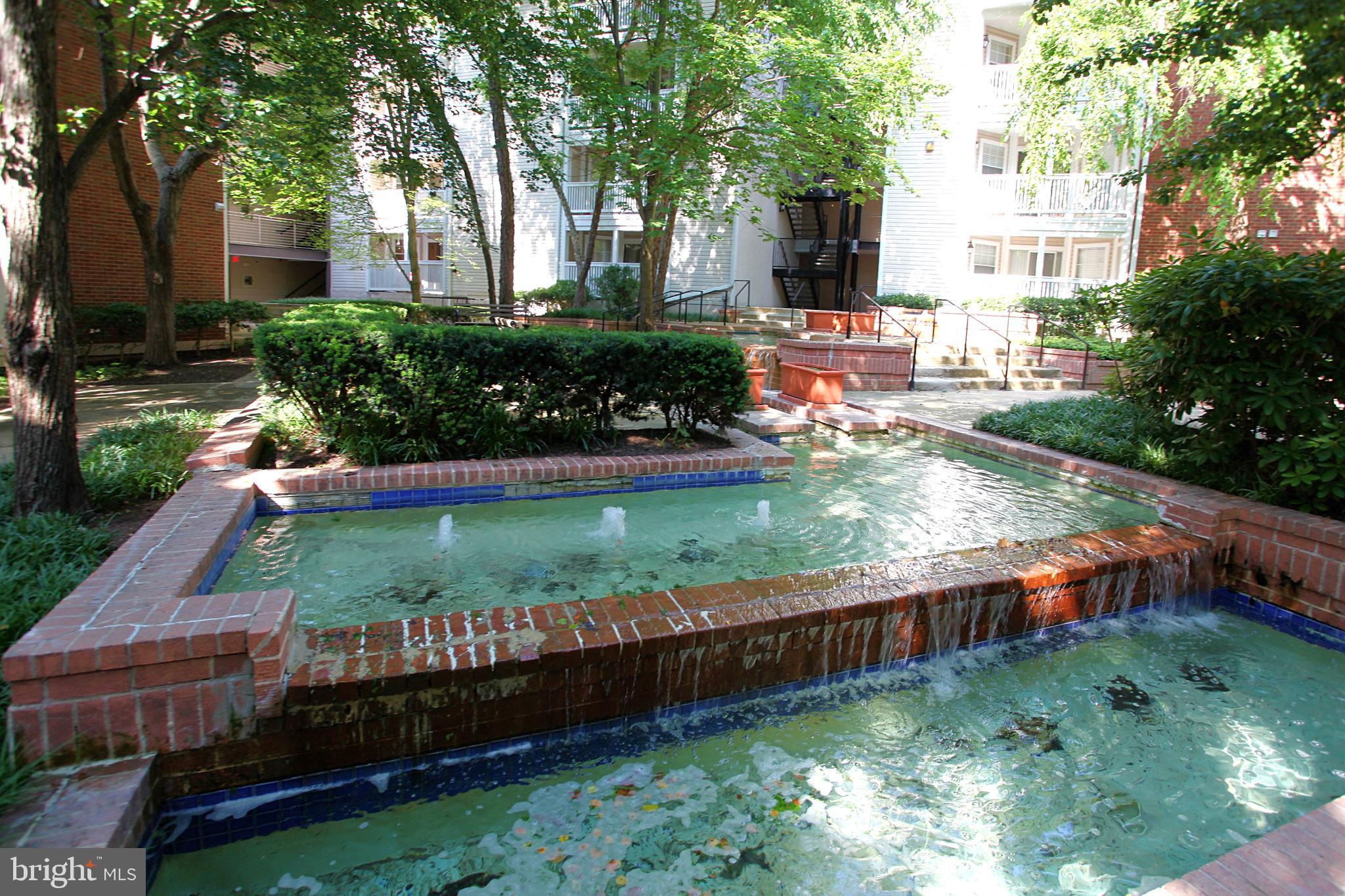 FOUNTAINS AT MCLEAN - Residential