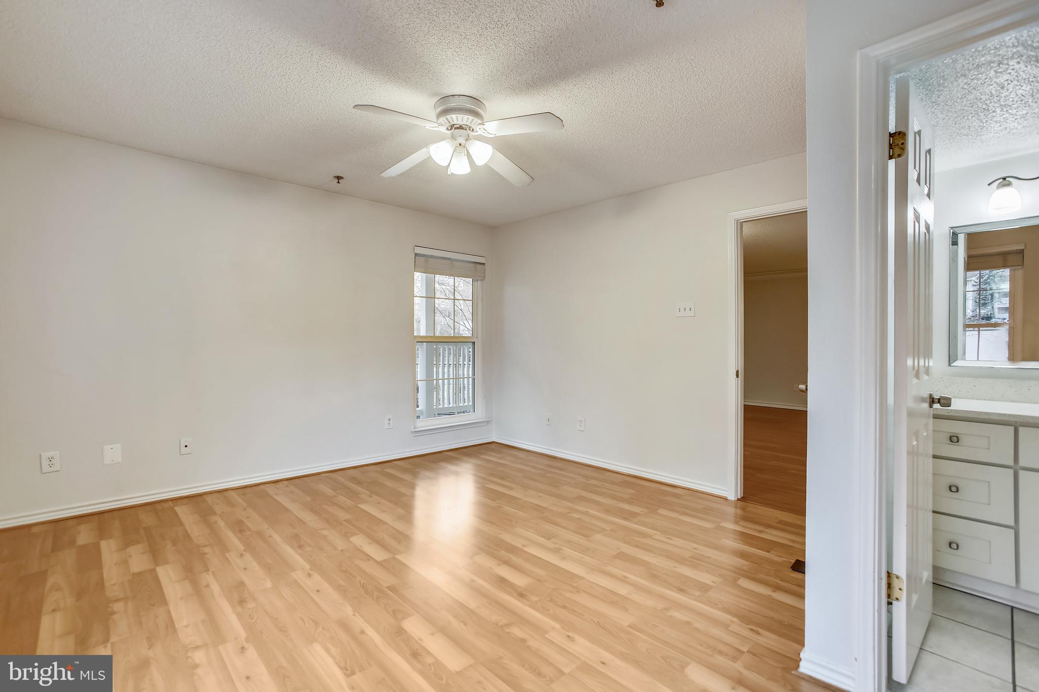 FOUNTAINS AT MCLEAN - Residential