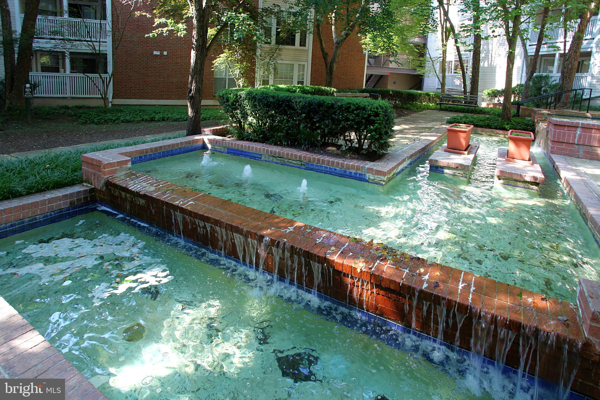 FOUNTAINS AT MCLEAN - Residential