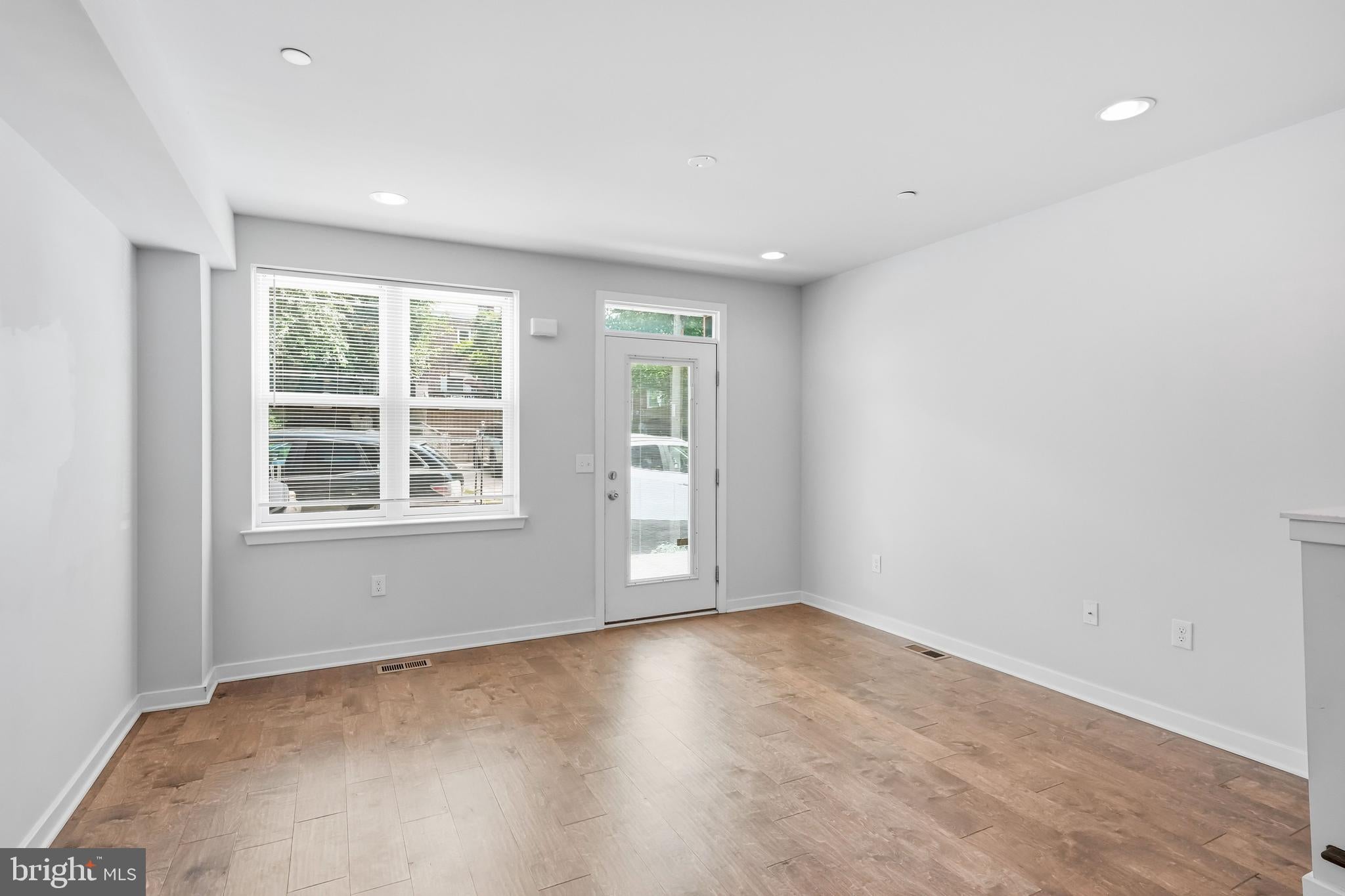 444 KINGSLEY STREET