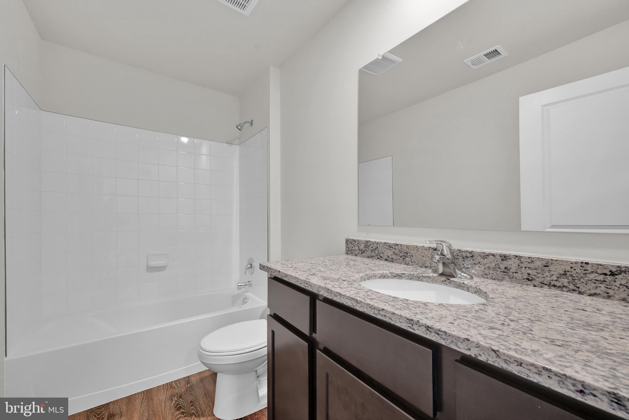 TOLLHOUSE WOODS - Residential