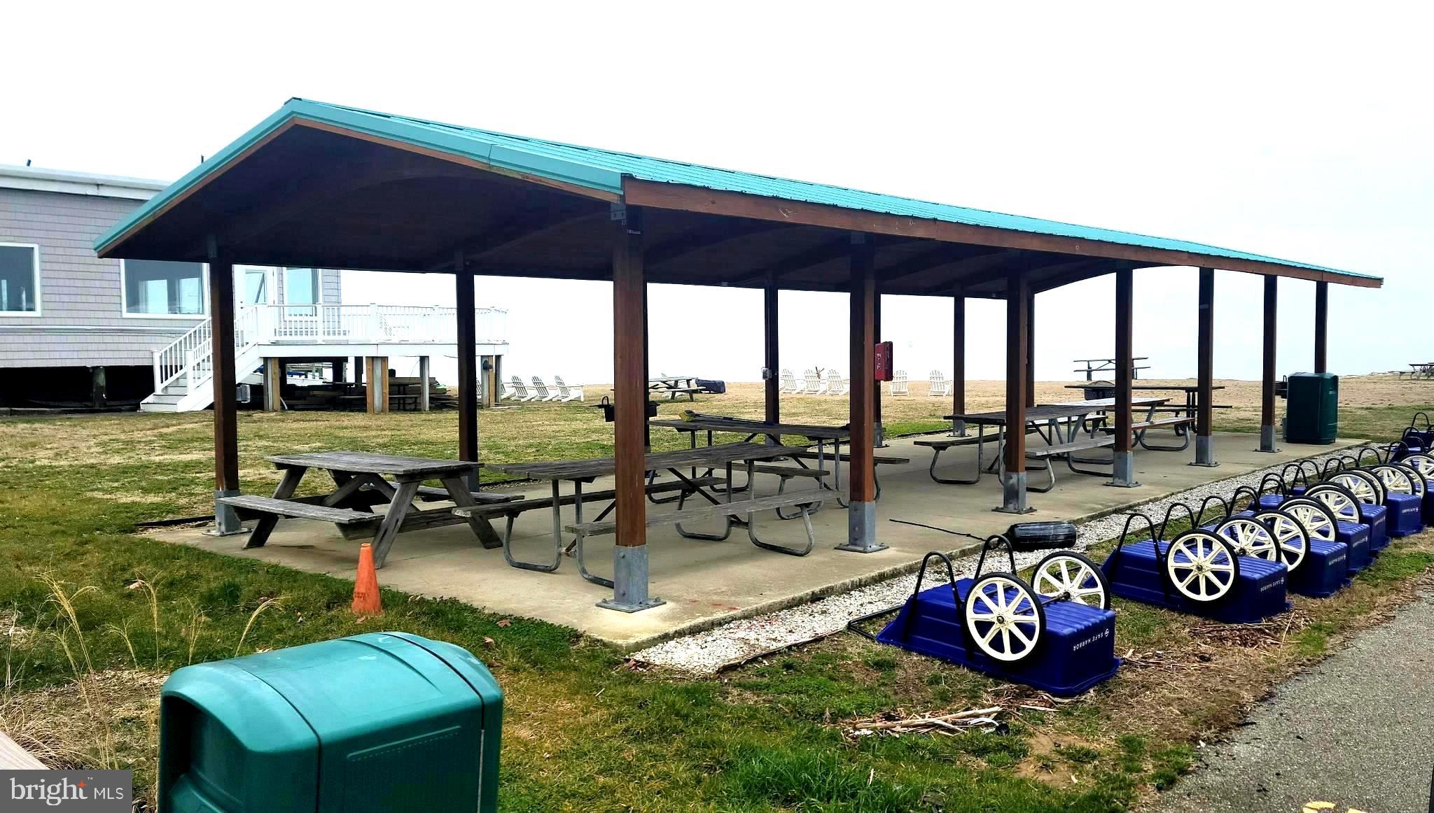 BEACON HILL - Residential