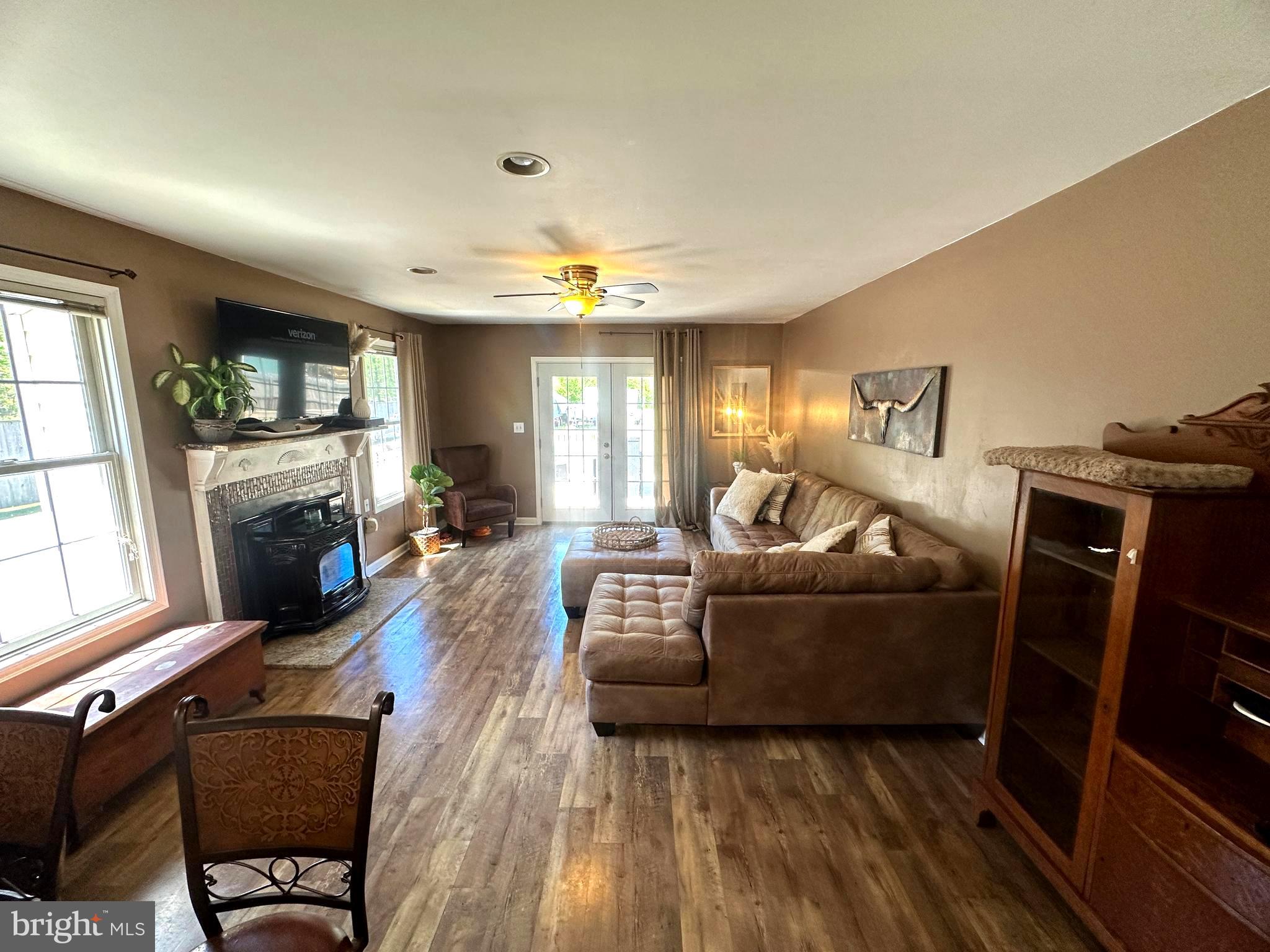 BEACON HILL - Residential