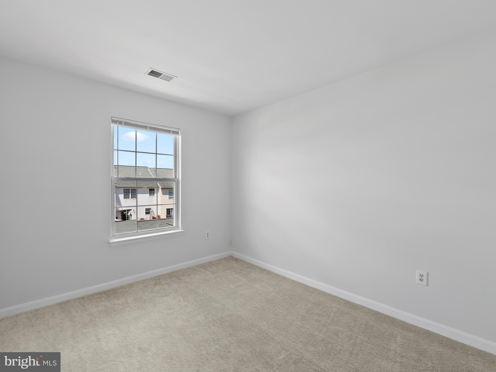 GROVEWOOD - Residential