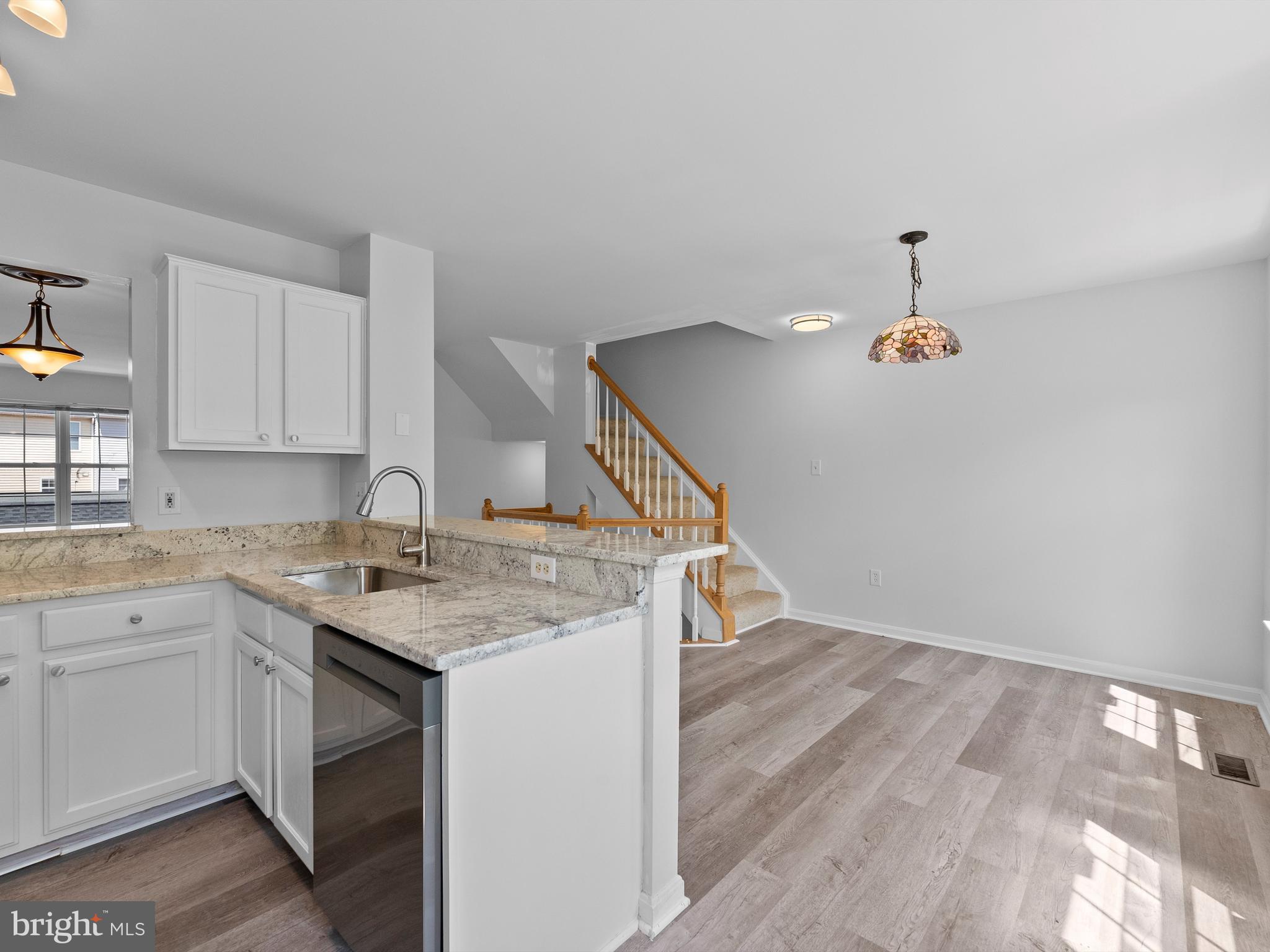 GROVEWOOD - Residential