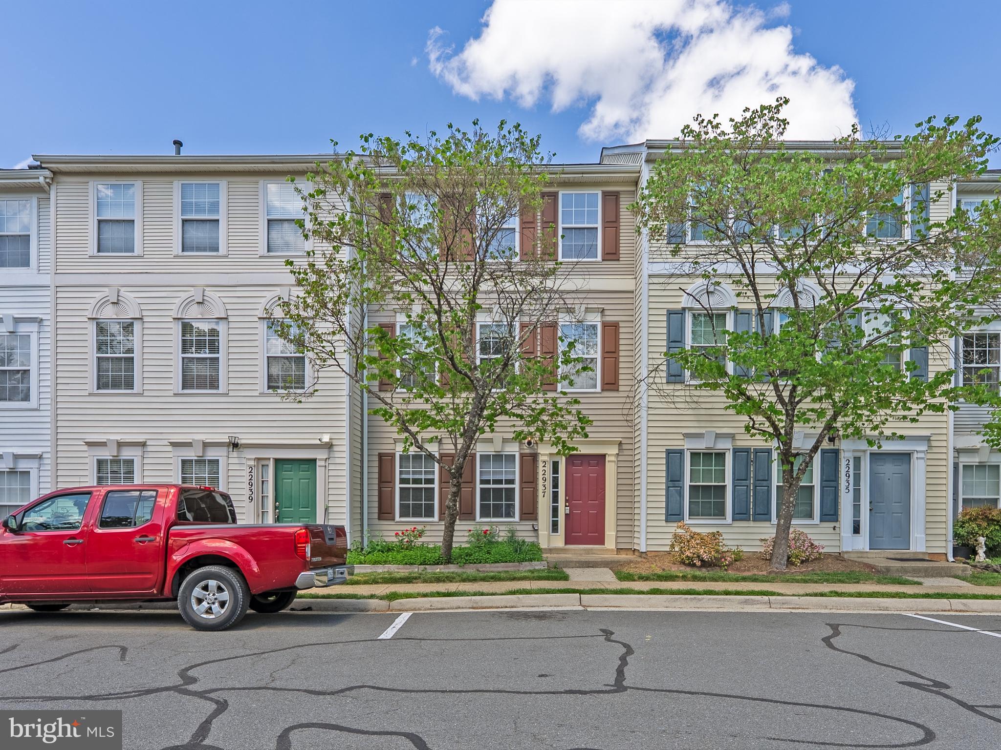 GROVEWOOD - Residential