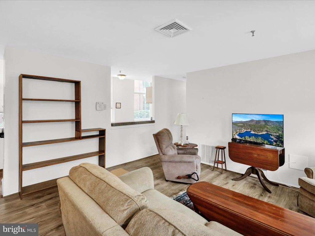 Photo of 917 Columbia Avenue #UNIT 221, LANCASTER, PA 17603 (MLS # PALA2076178)