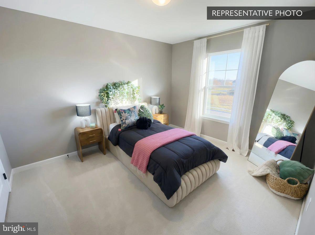 THE SEASONS - Residential