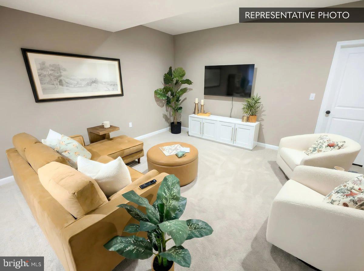 THE SEASONS - Residential