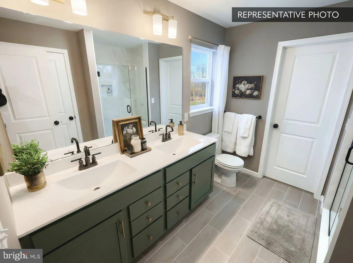 THE SEASONS - Residential