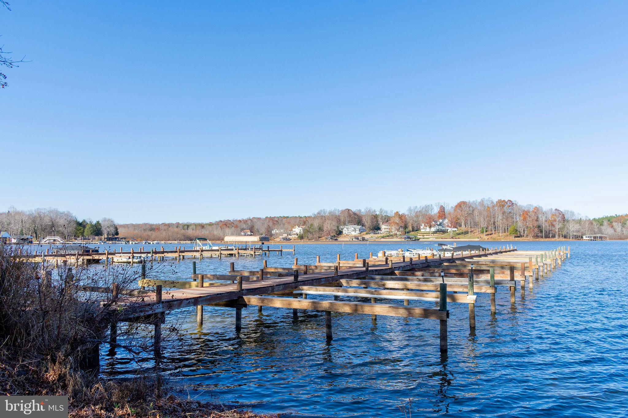ROLLING WOODS - Residential