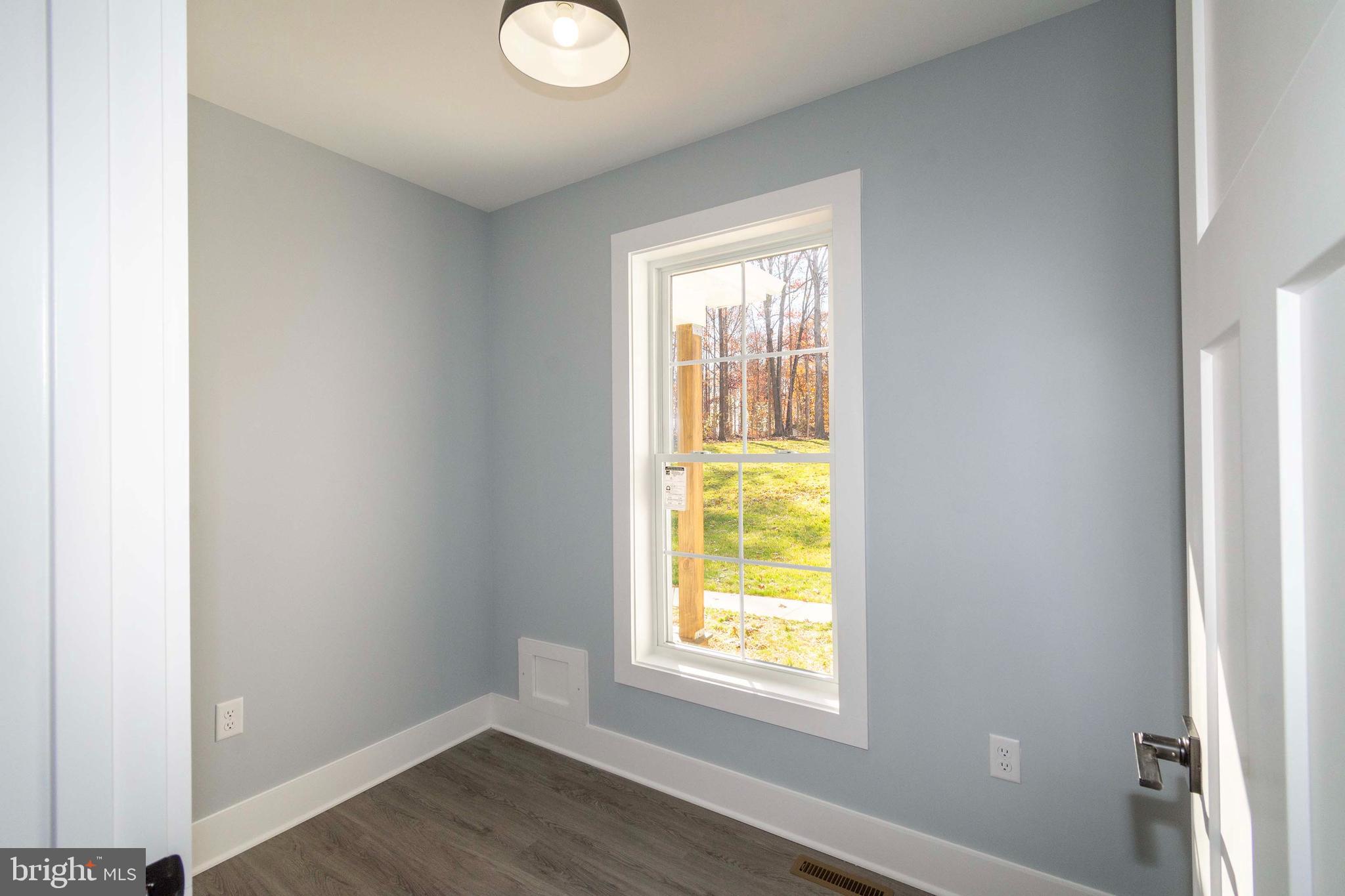 ROLLING WOODS - Residential