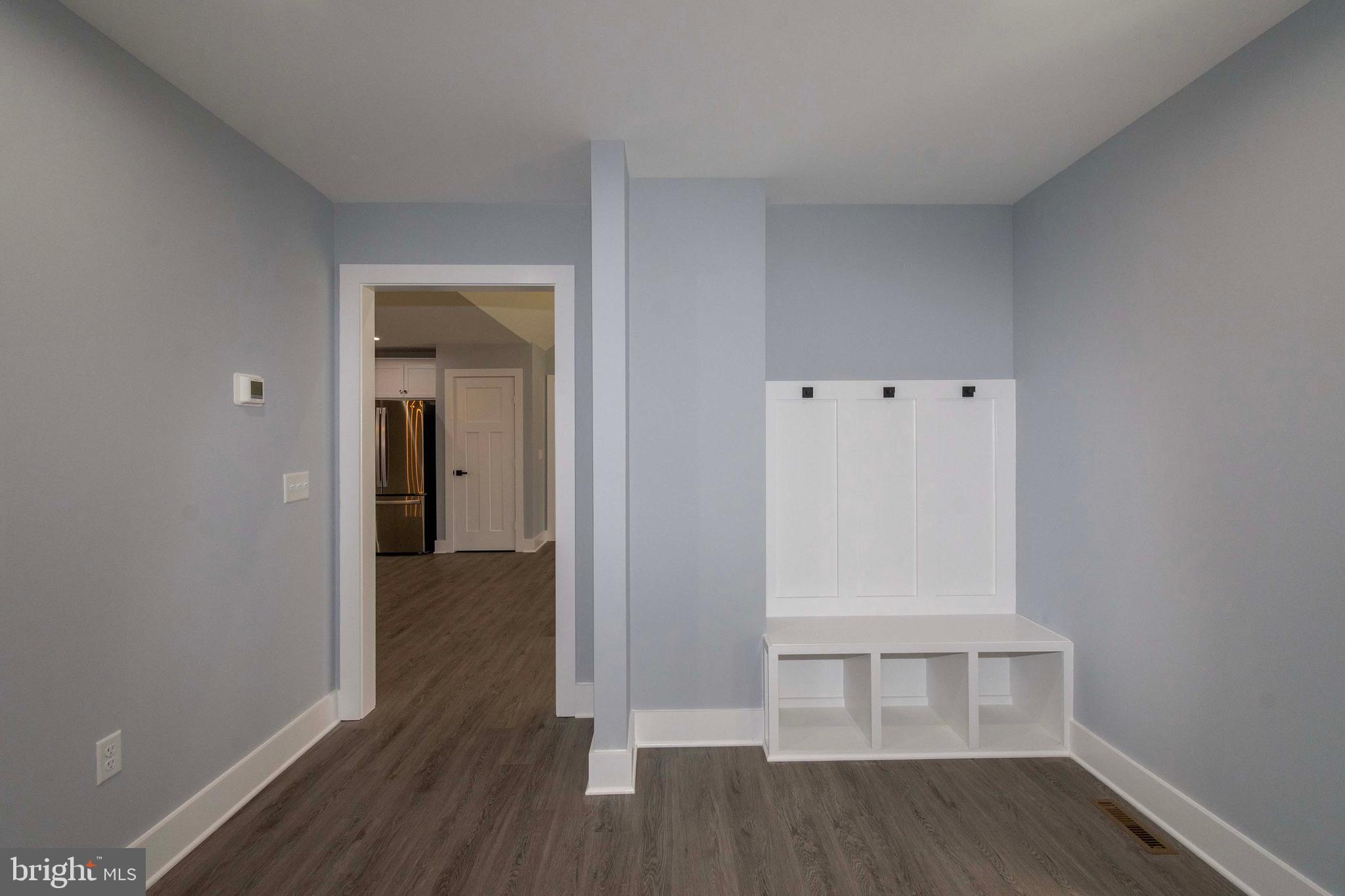 ROLLING WOODS - Residential