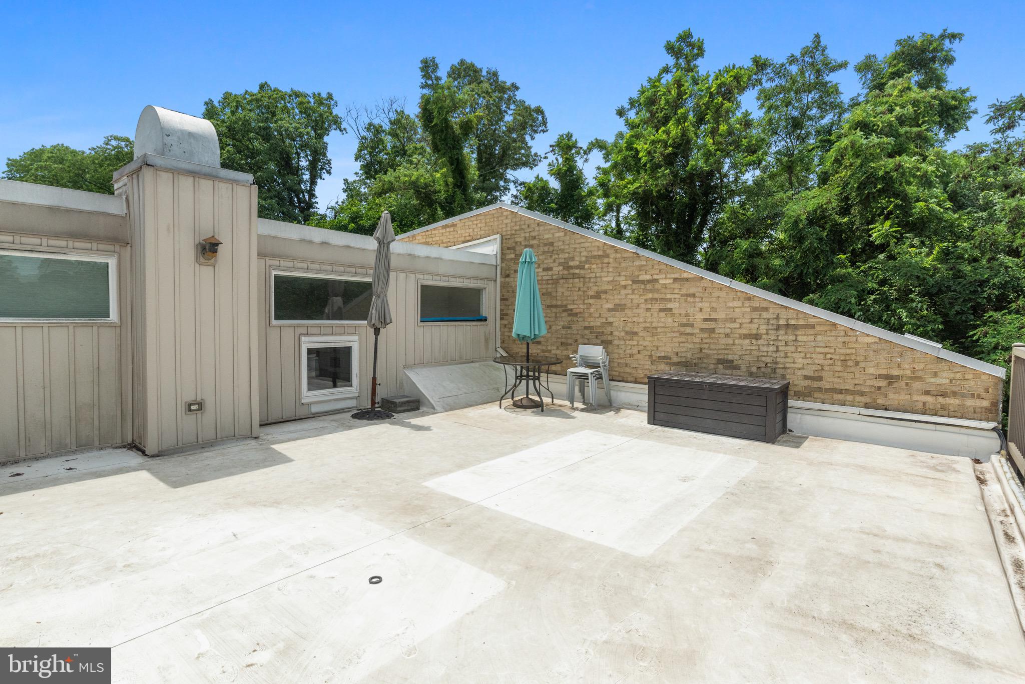 MARINERS COVE - Residential