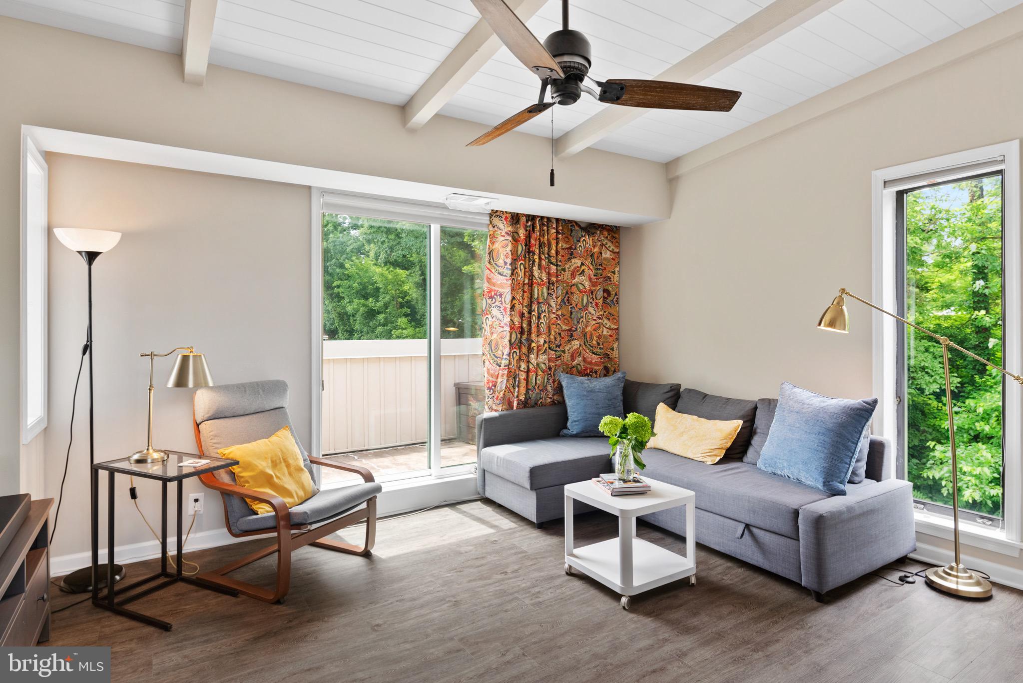 MARINERS COVE - Residential