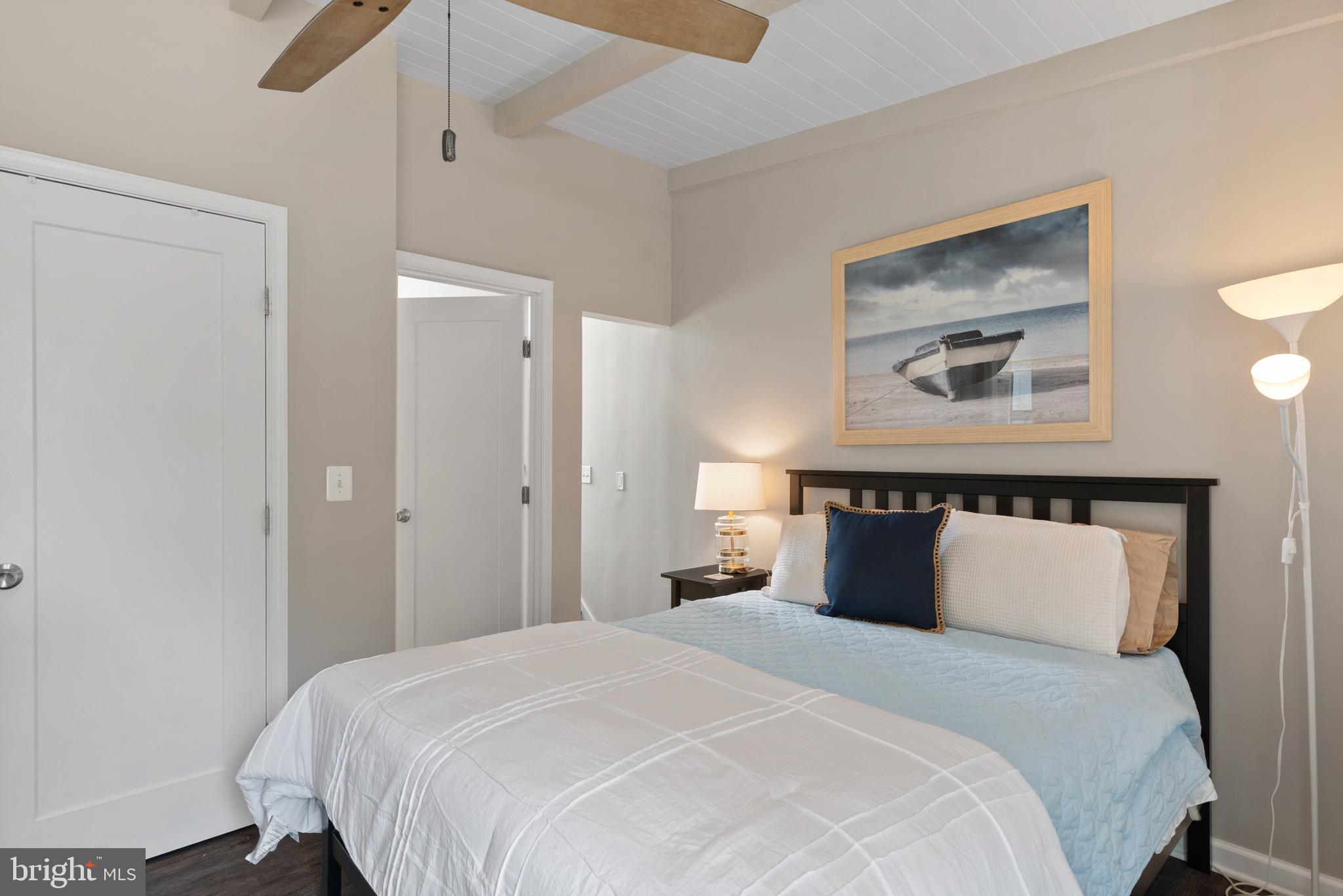 MARINERS COVE - Residential