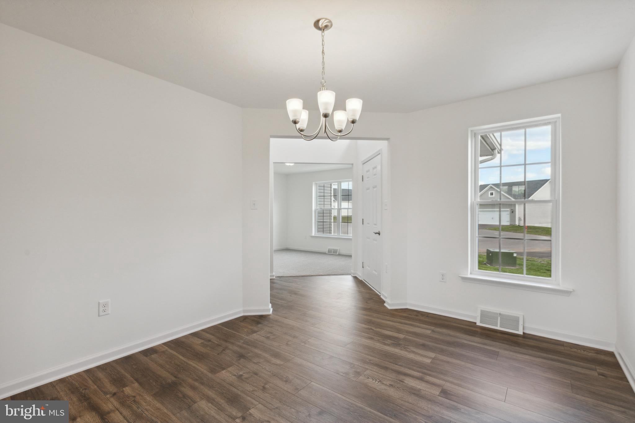 201 RED STONE LANE 87
