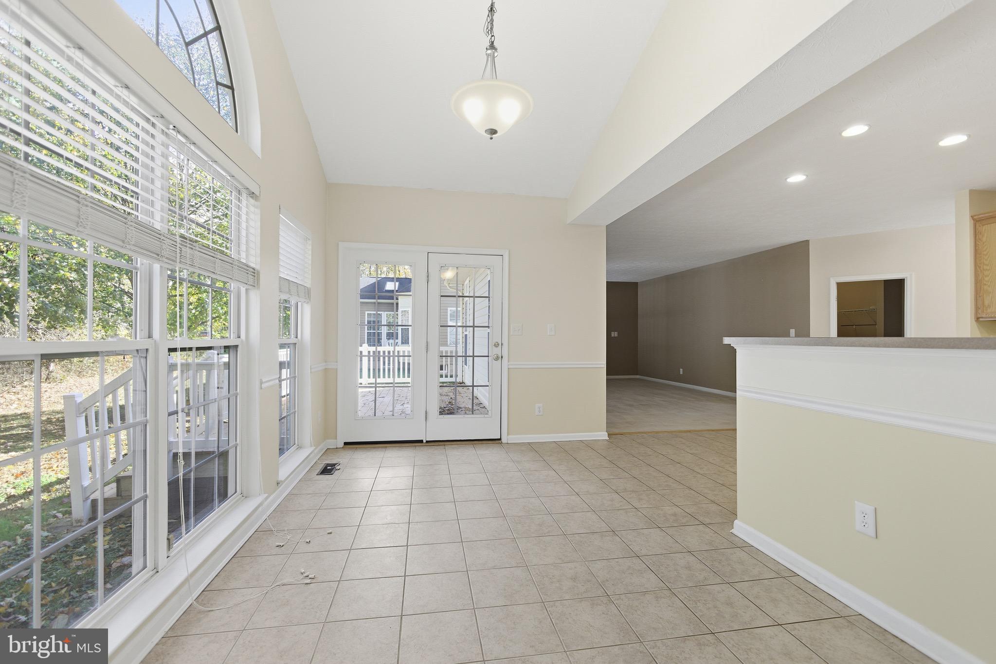 SEVERN - Residential Lease