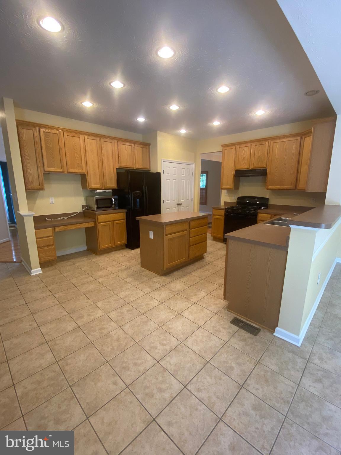 SEVERN - Residential Lease