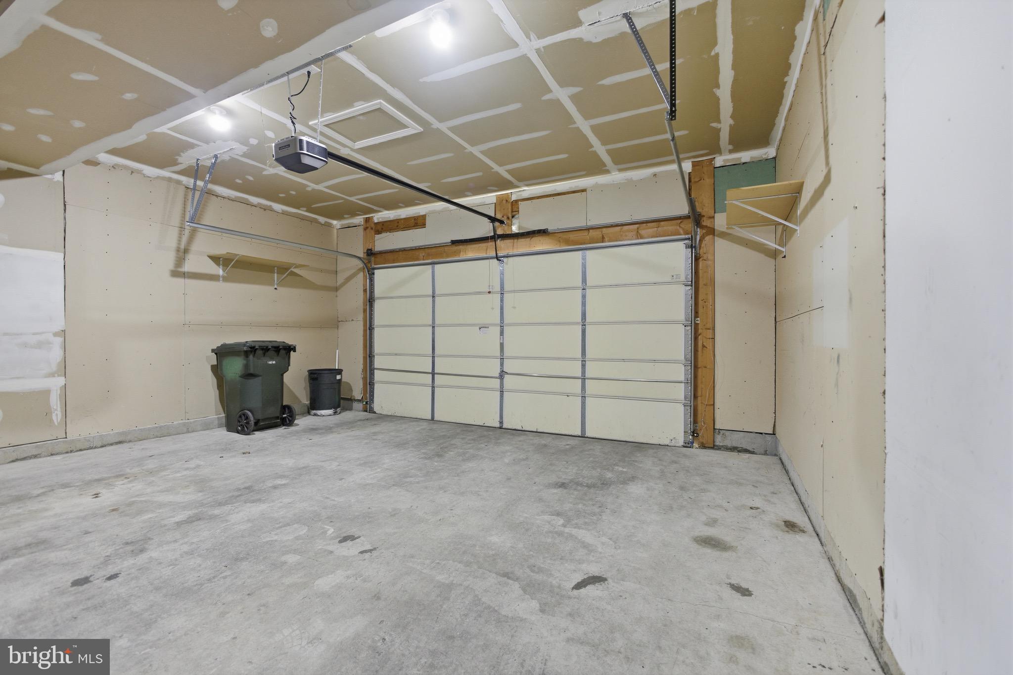 SEVERN - Residential Lease