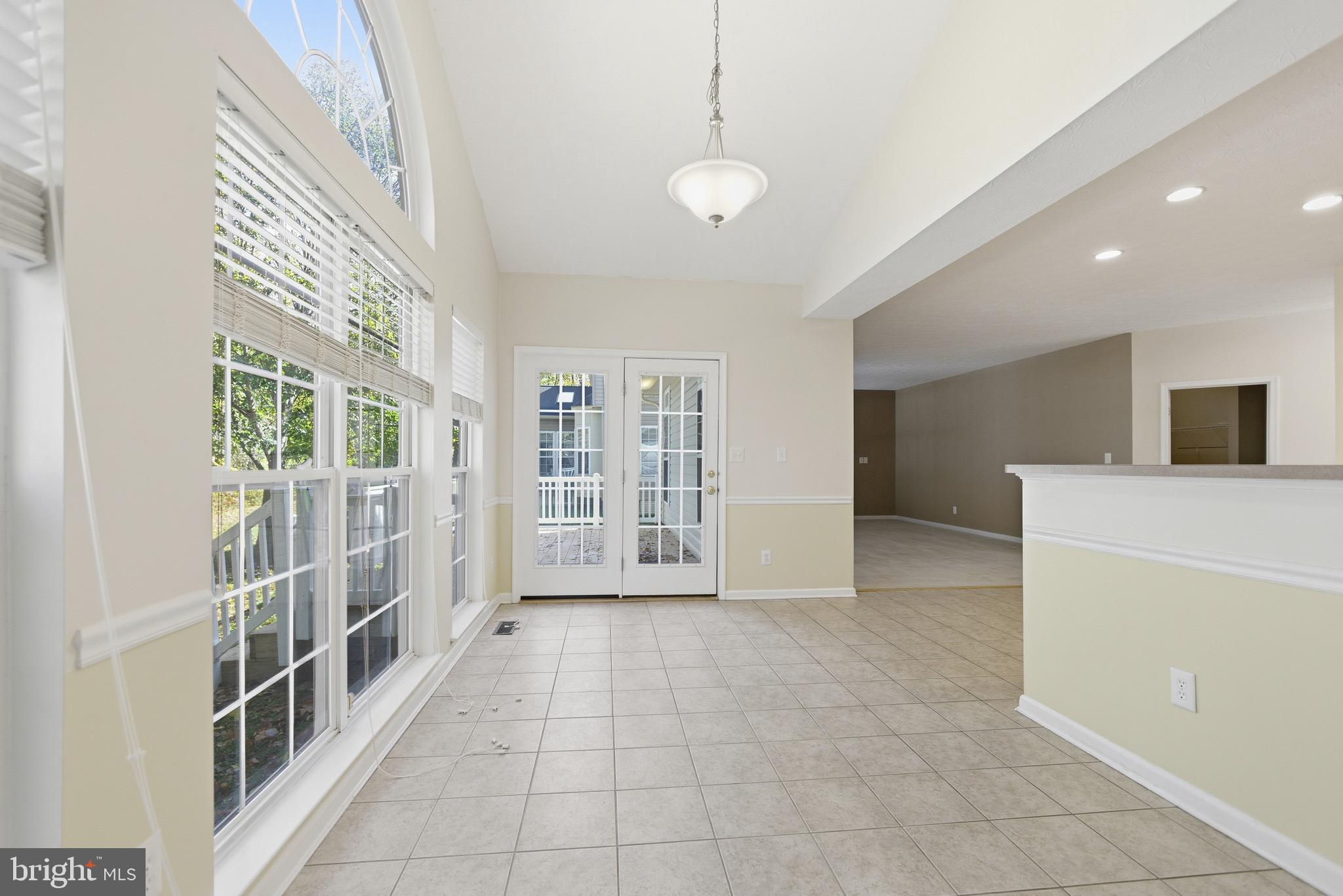 SEVERN - Residential Lease