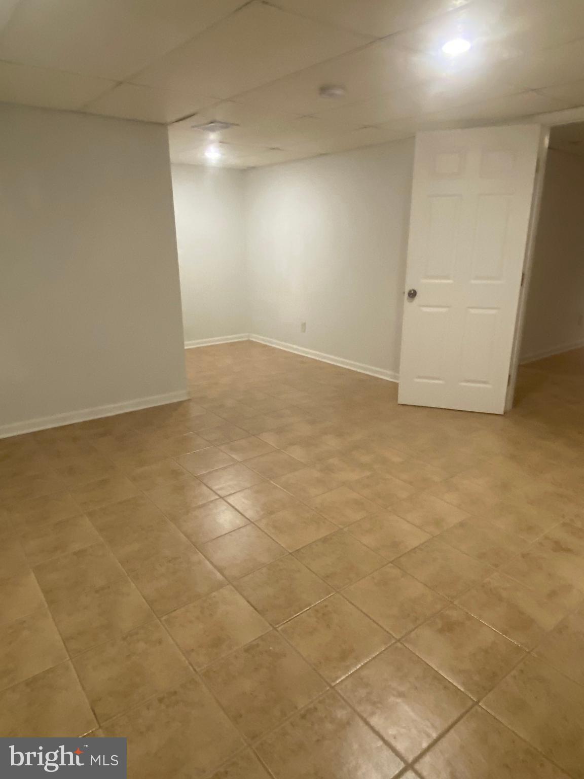 SEVERN - Residential Lease