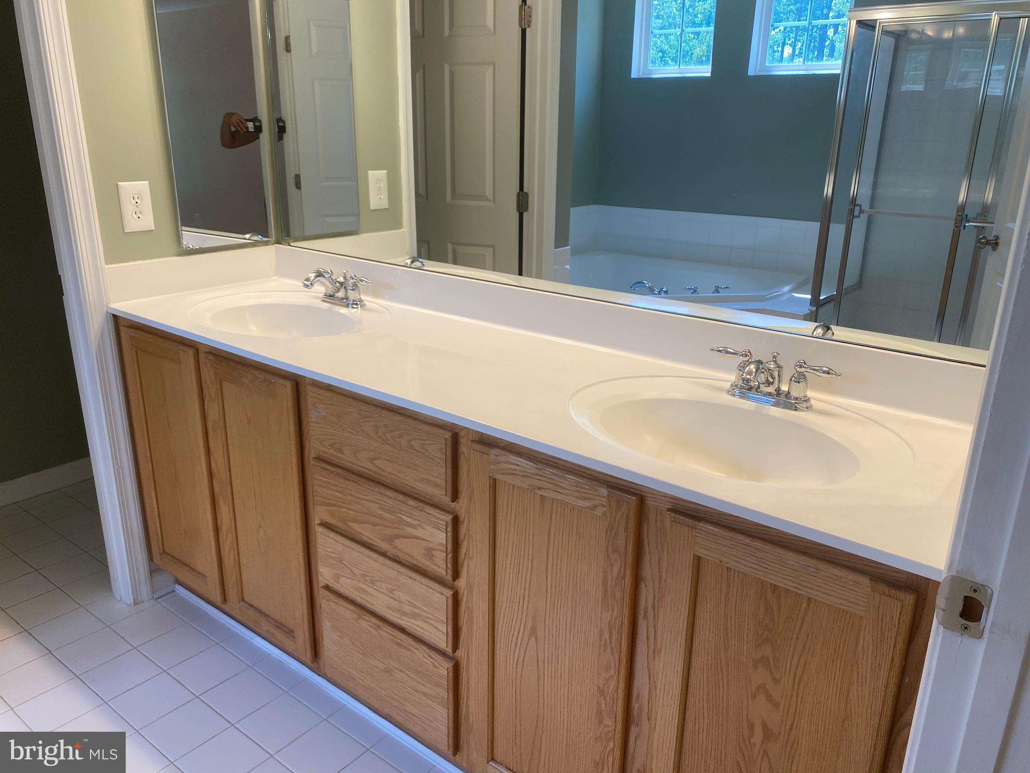 SEVERN - Residential Lease