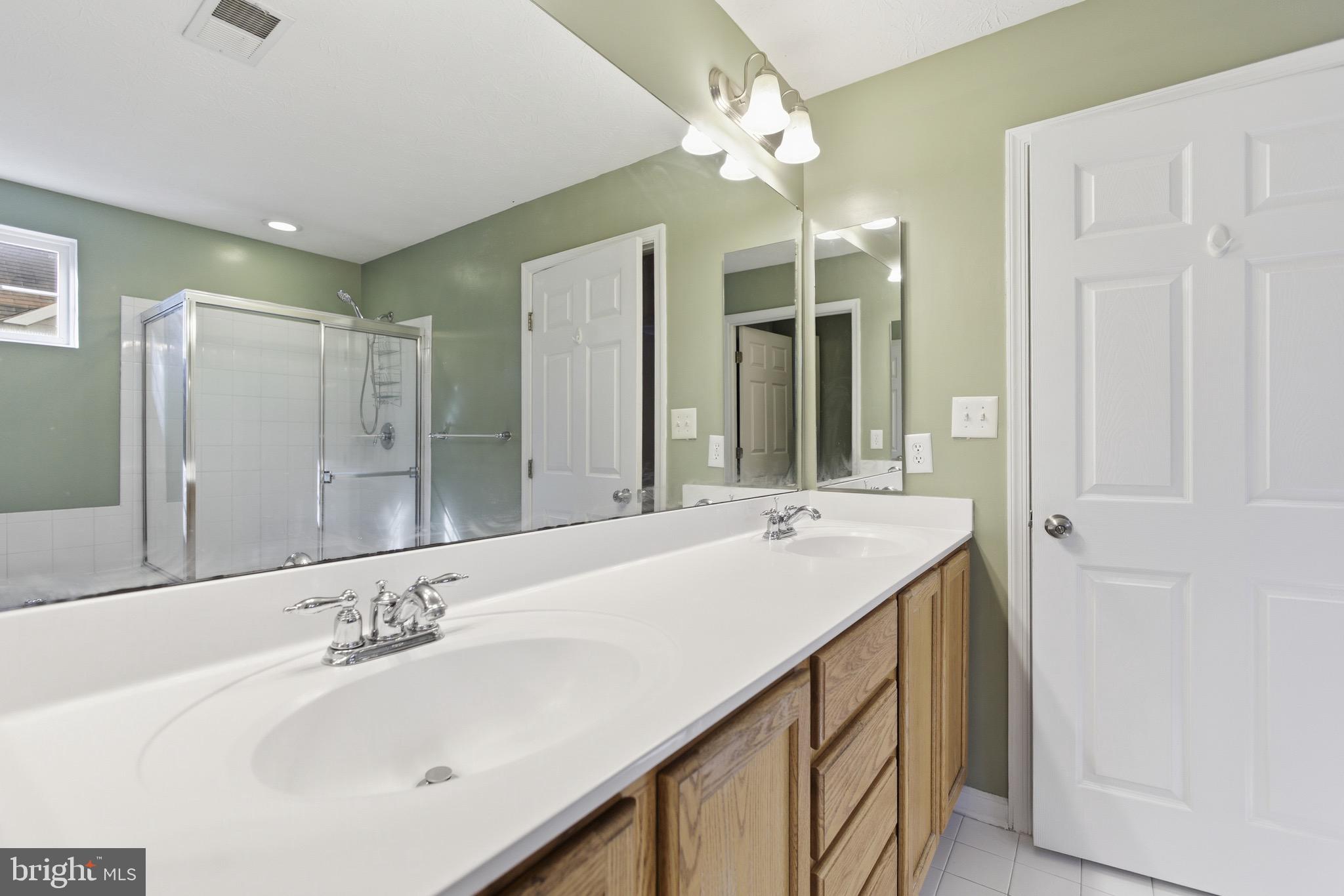 SEVERN - Residential Lease