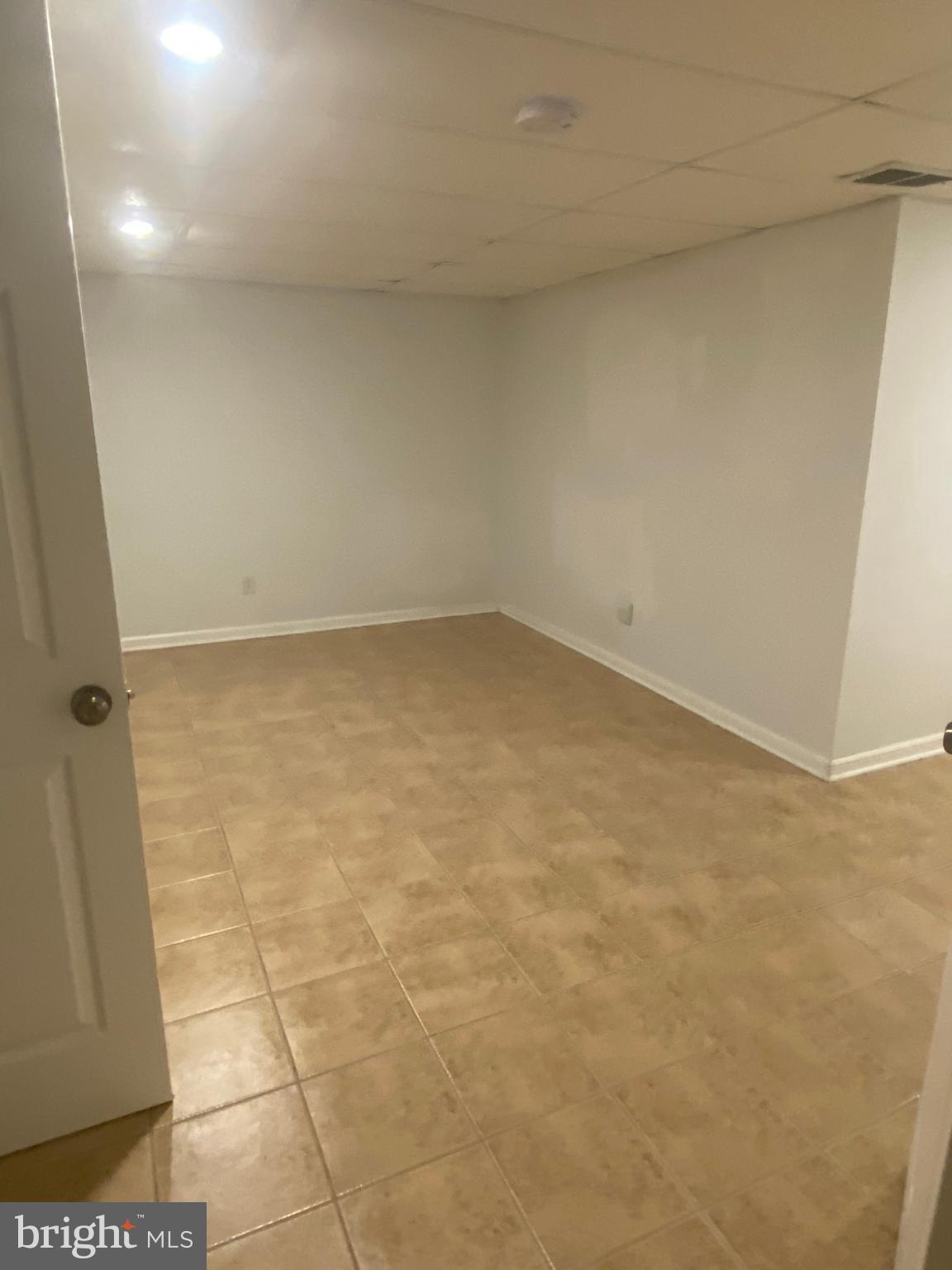 SEVERN - Residential Lease