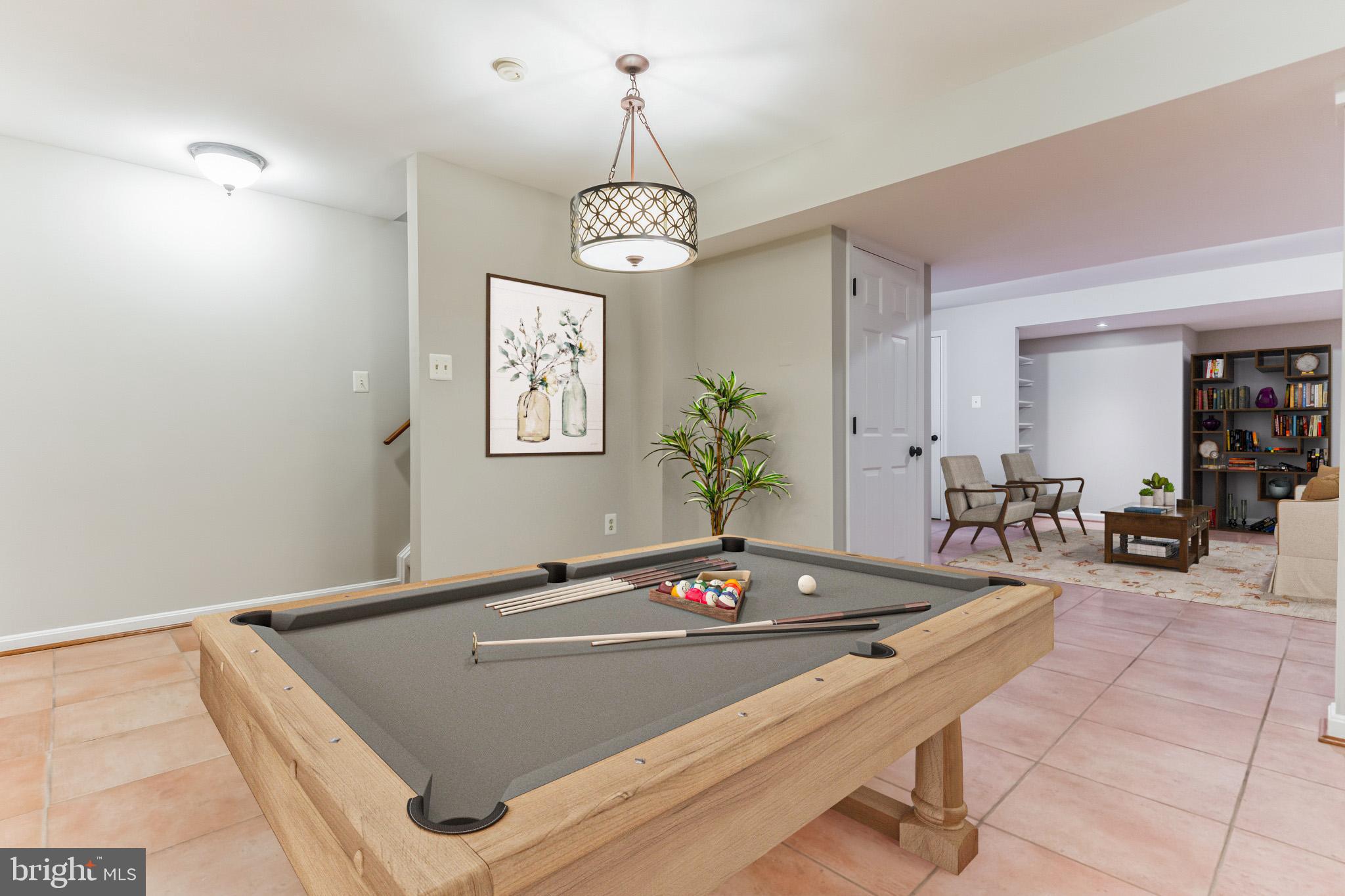 STONE HILL ESTATES - Residential