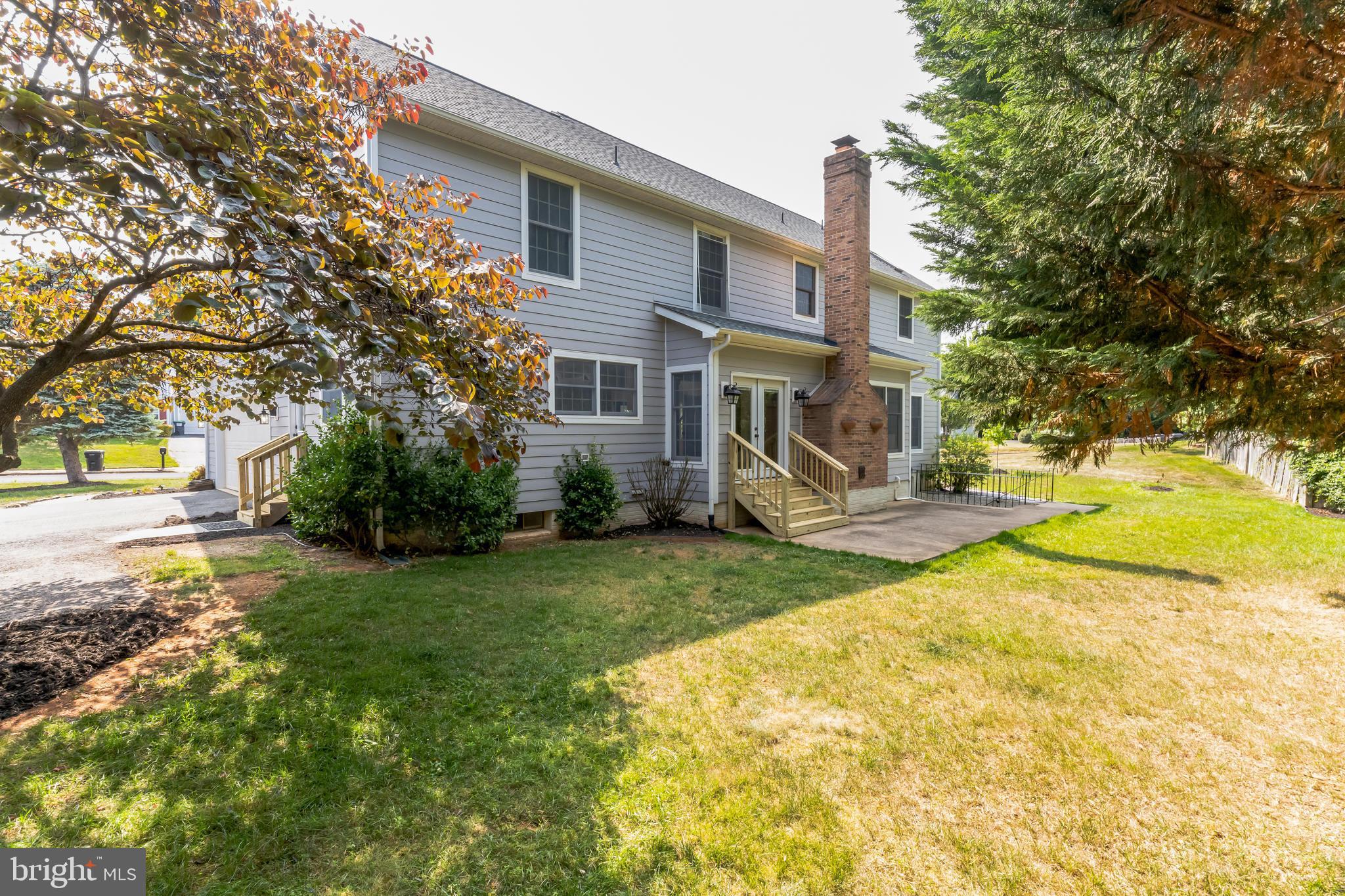 STONE HILL ESTATES - Residential