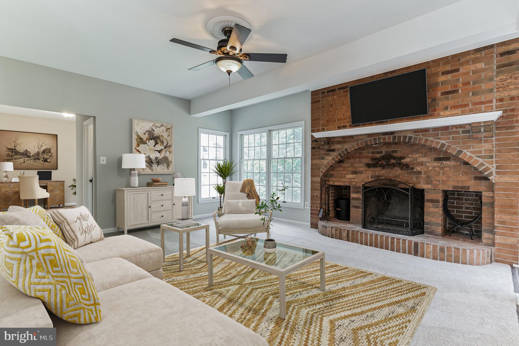 STONE HILL ESTATES - Residential