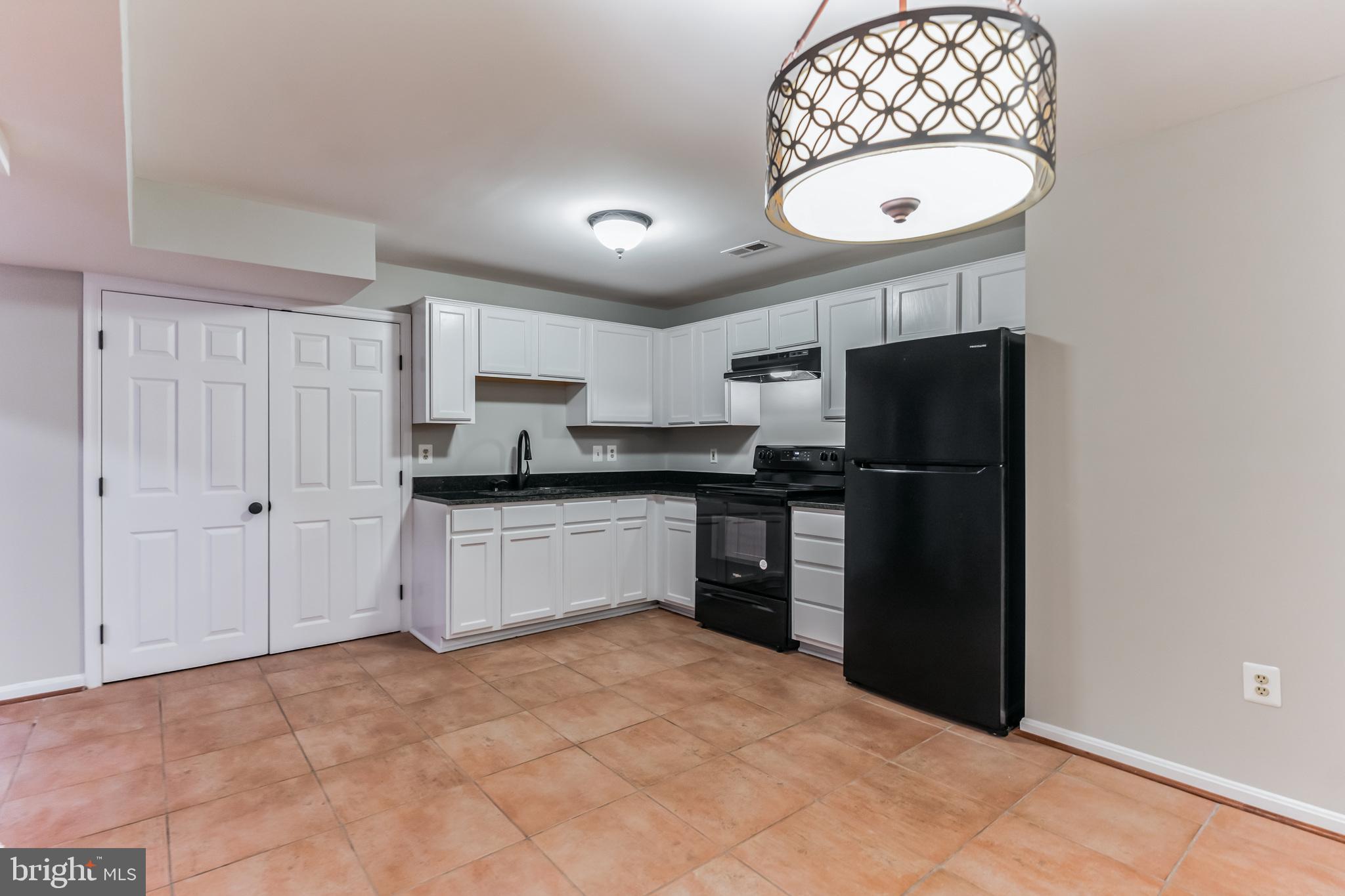 STONE HILL ESTATES - Residential