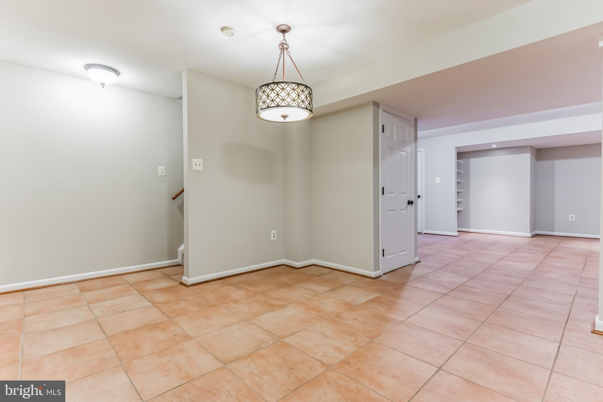 STONE HILL ESTATES - Residential