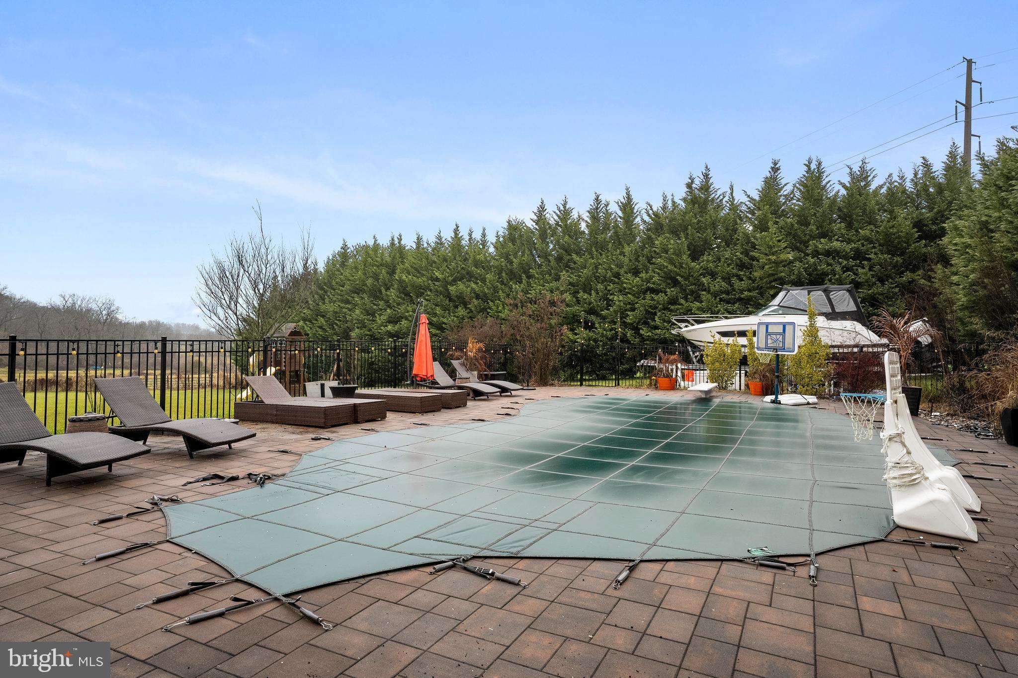 THOMASVILLE - Residential