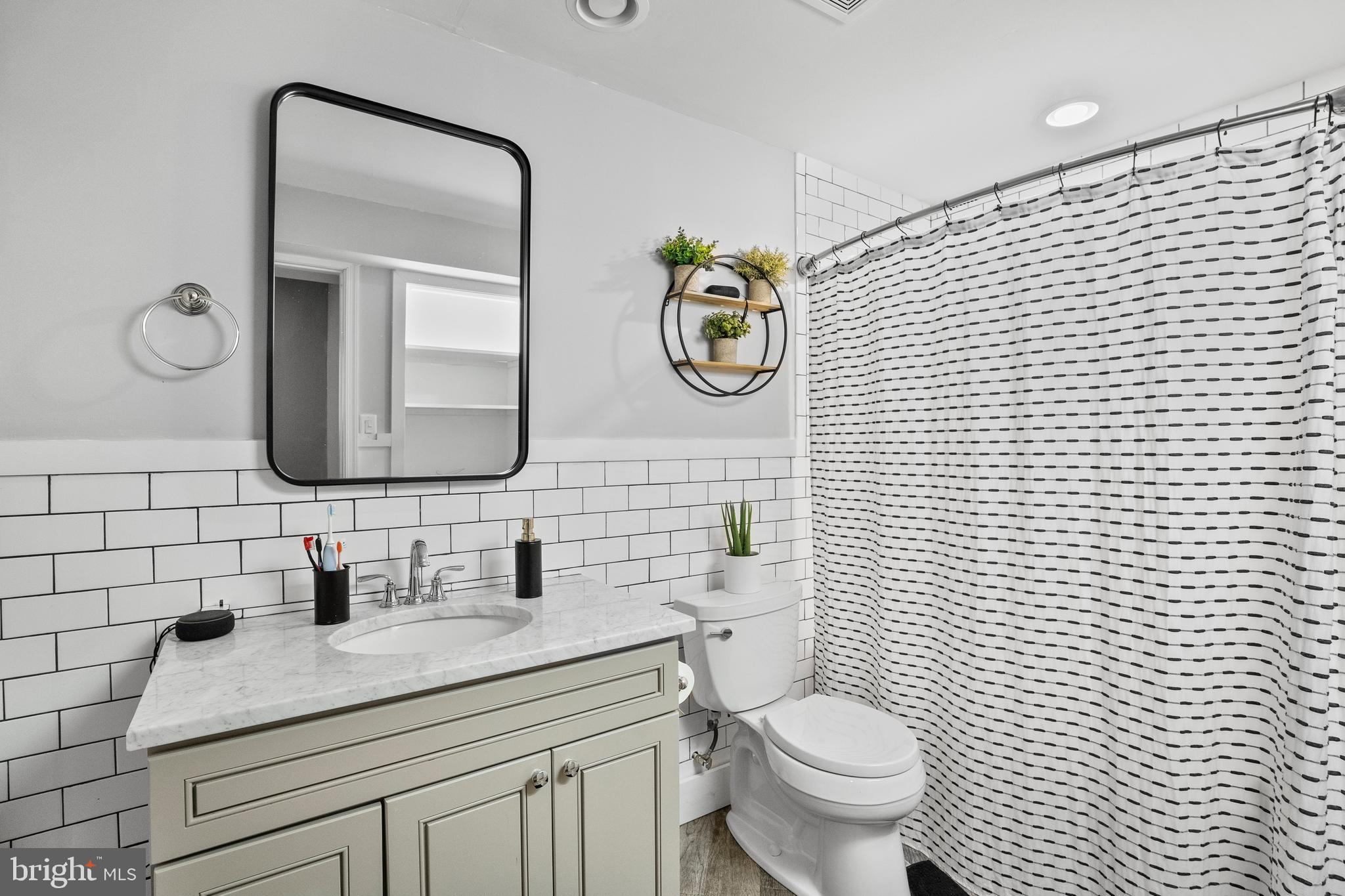 THOMASVILLE - Residential