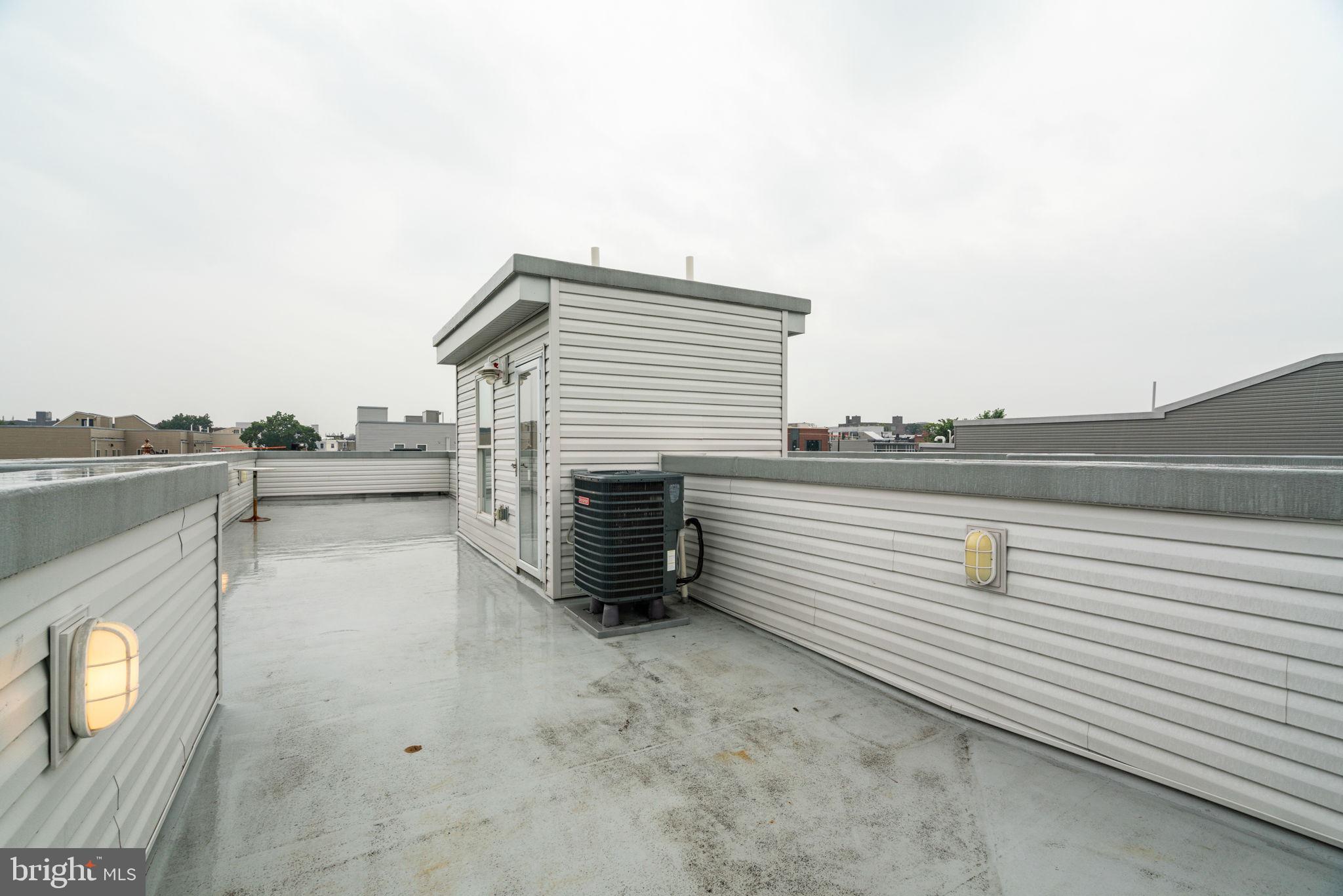 EAST KENSINGTON - Residential Lease