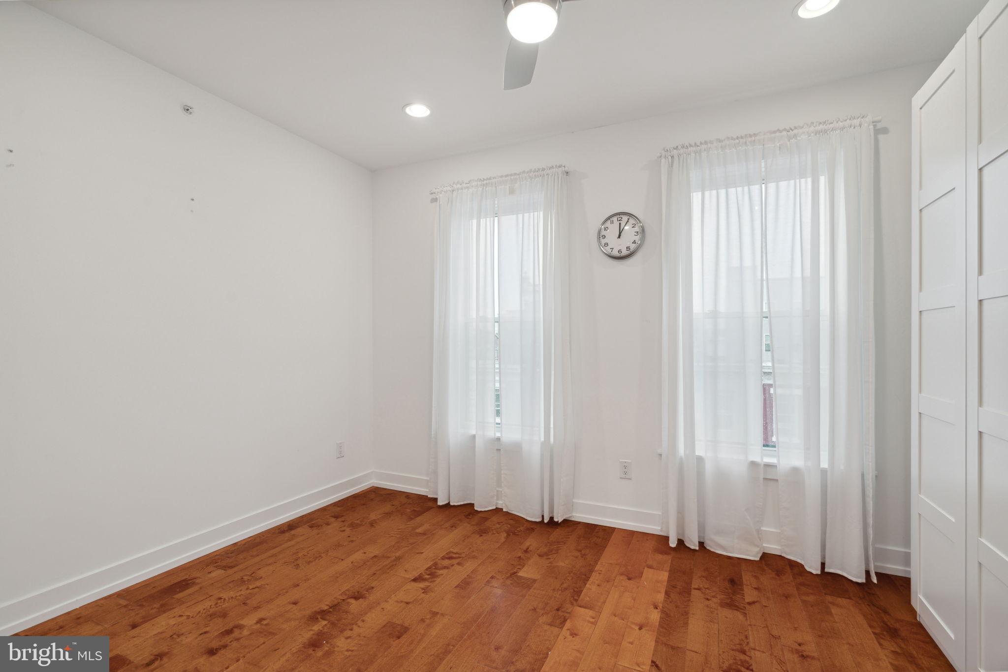 EAST KENSINGTON - Residential Lease