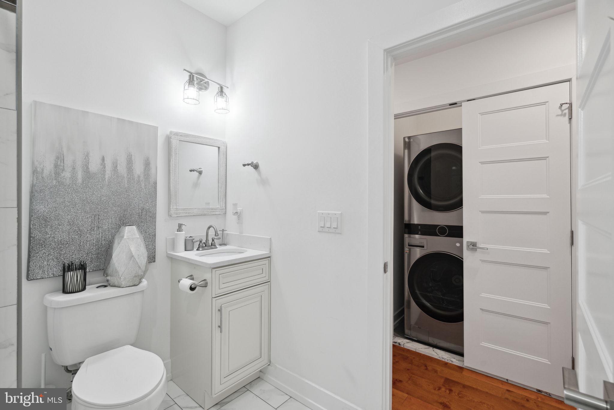 EAST KENSINGTON - Residential Lease