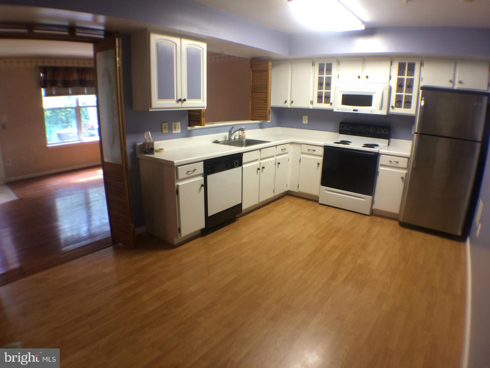 CHARLESGATE - Residential Lease