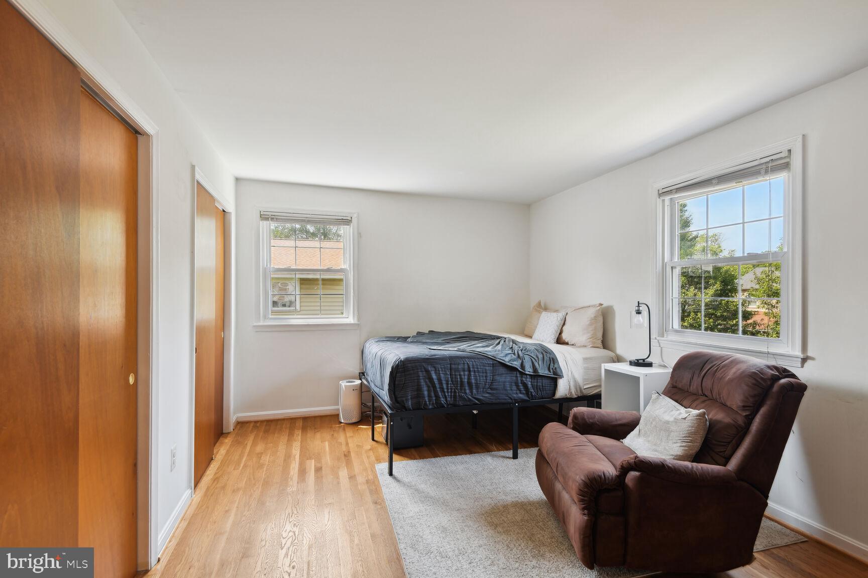 CALVERTON - Residential