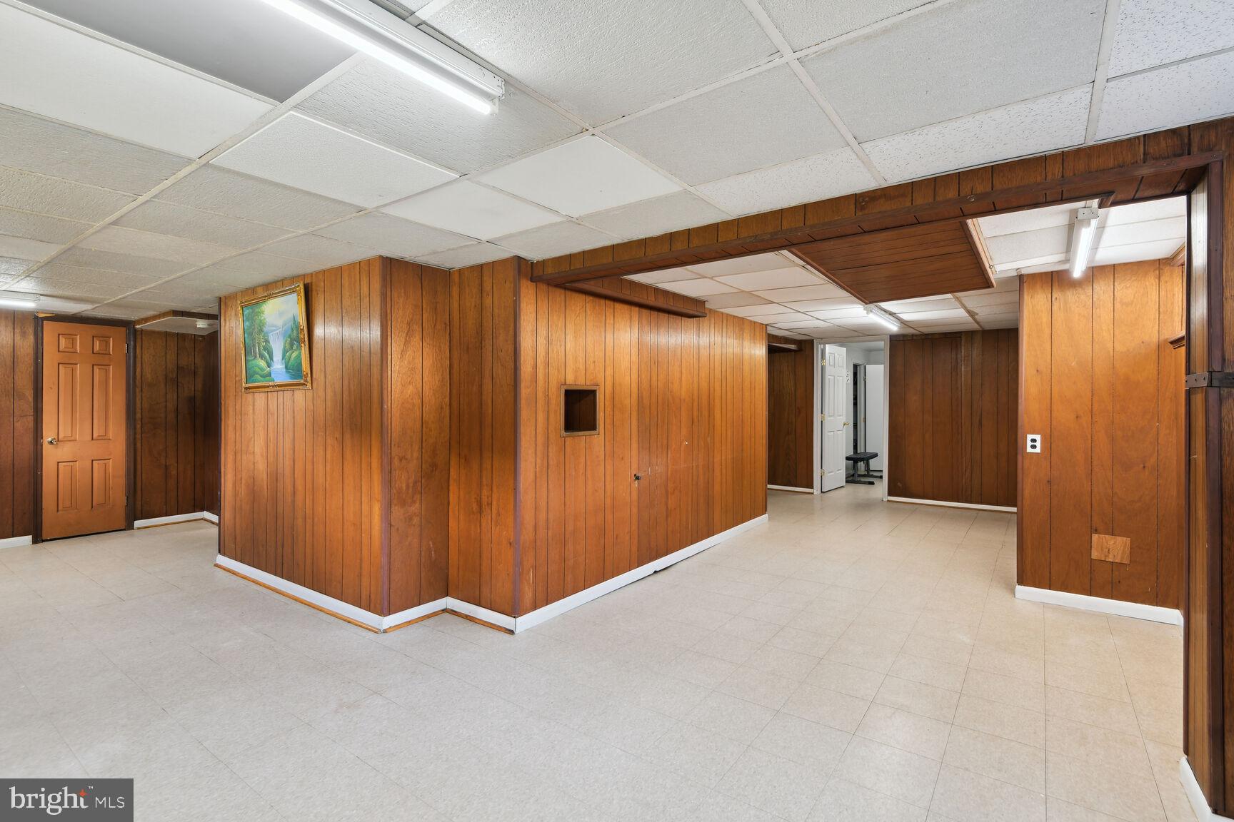 CALVERTON - Residential