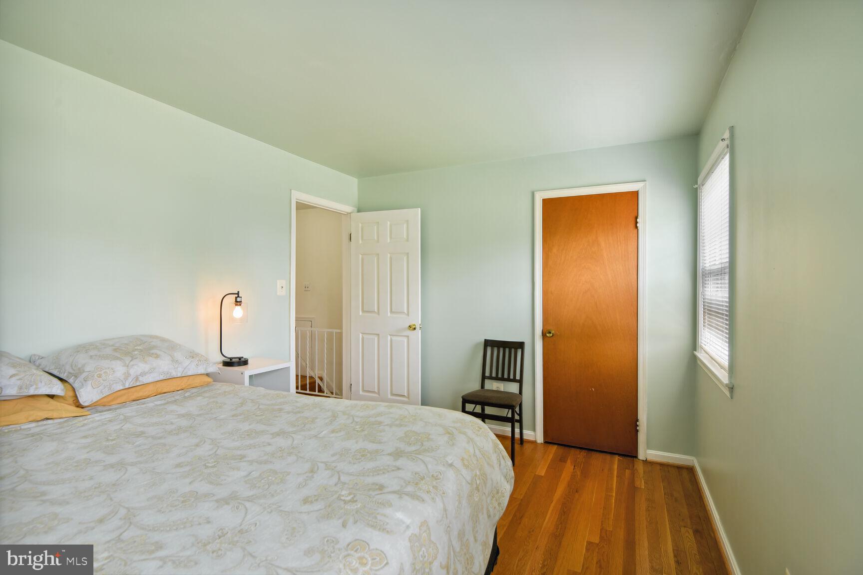 CALVERTON - Residential