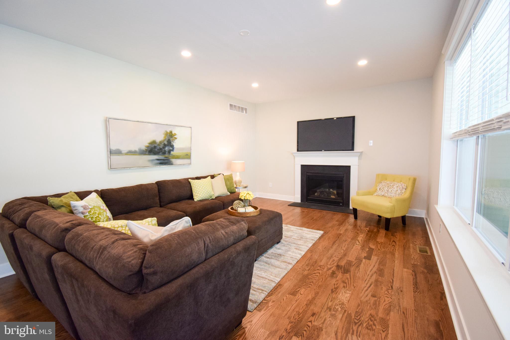 GLENSIDE - Residential